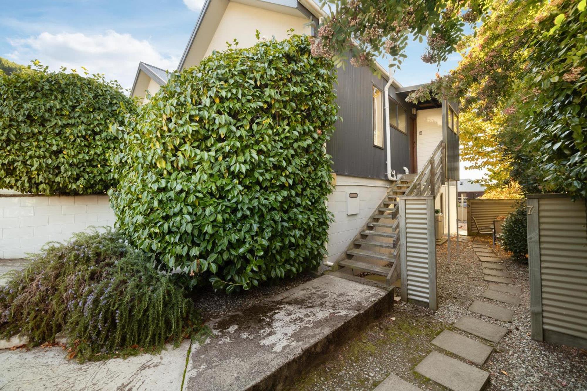 Distinctive Stylish and Spacious Family Home