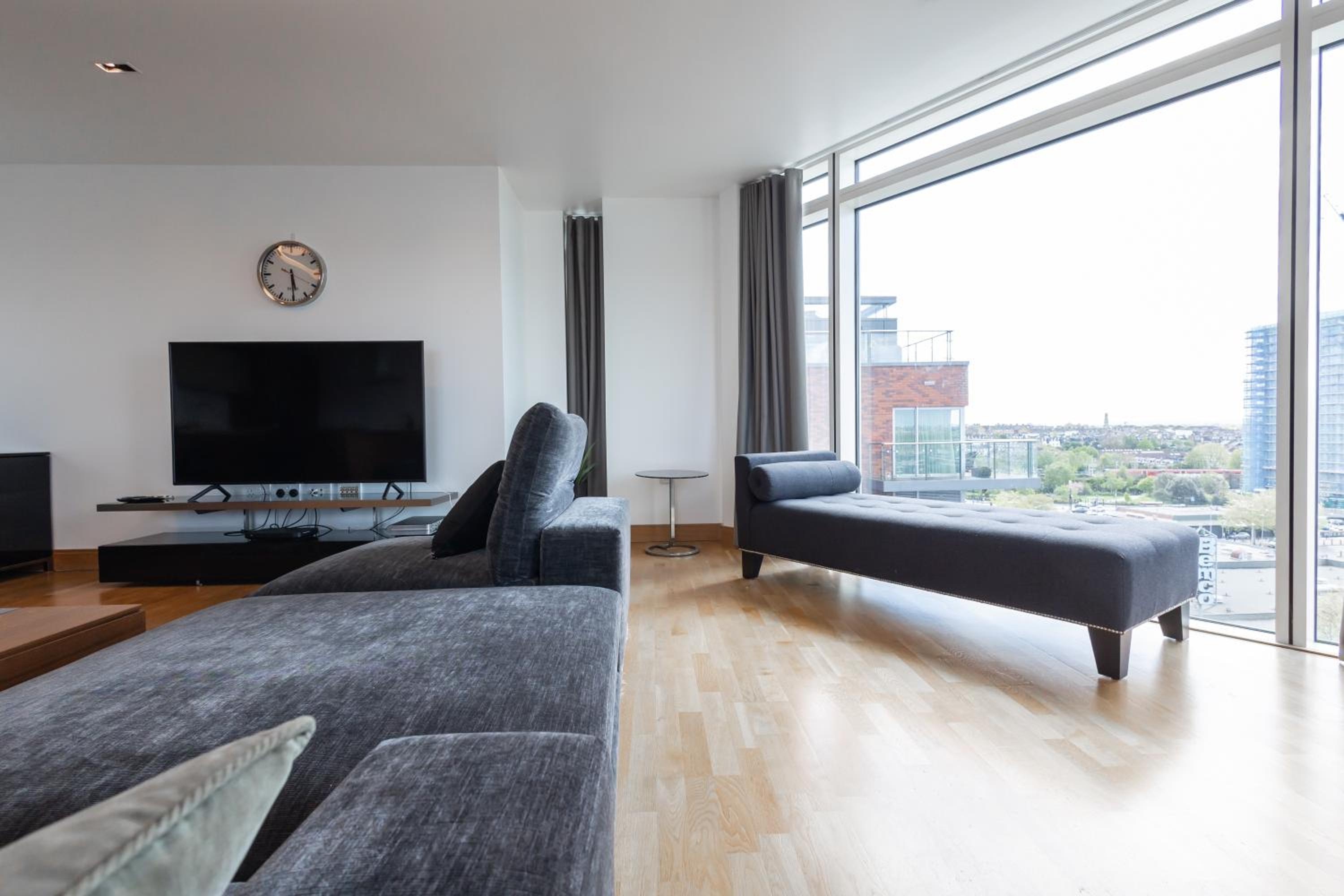 ADS LUX LETTINGS LTD - Battersea Reach