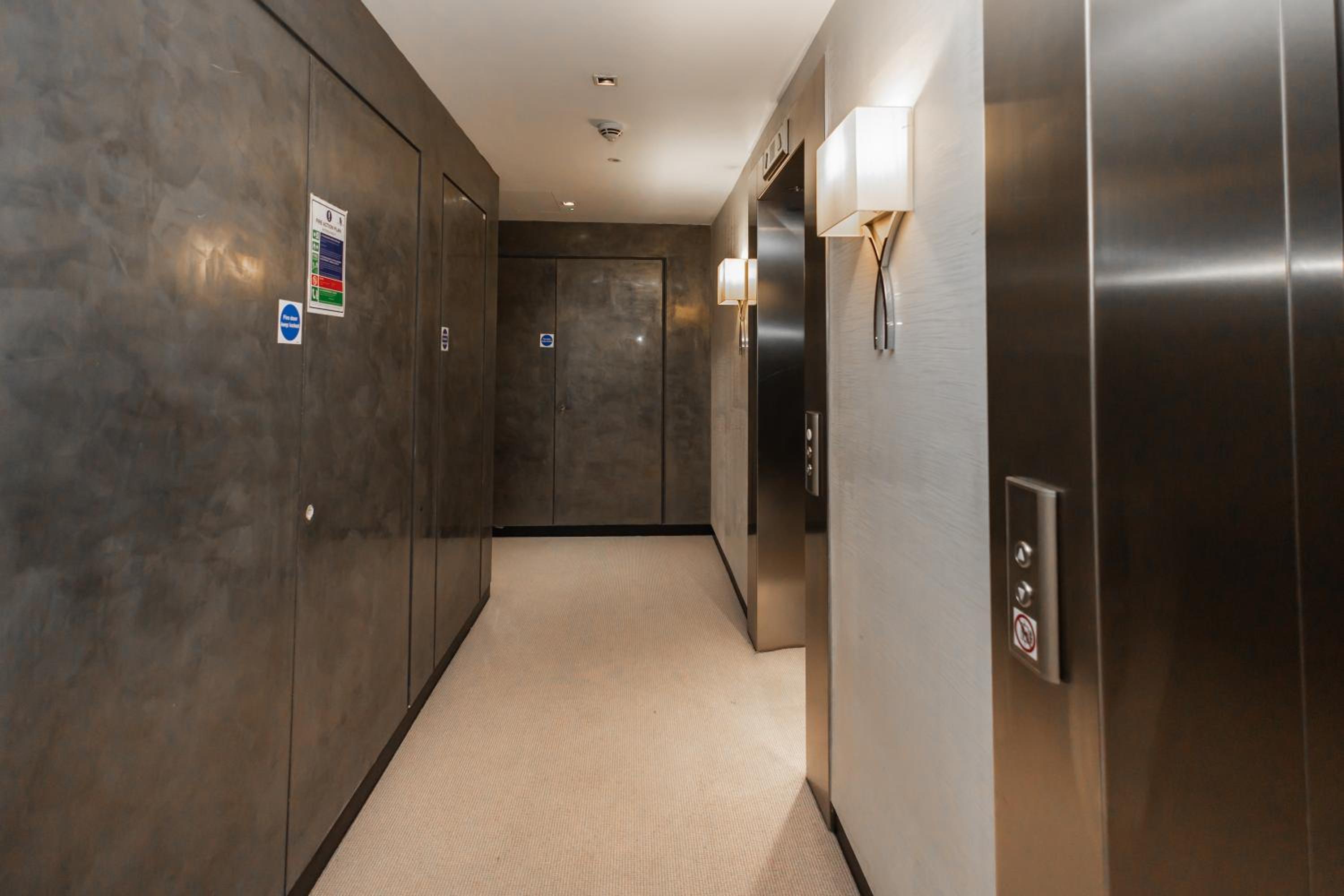 ADS LUX LETTINGS LTD - Battersea Reach