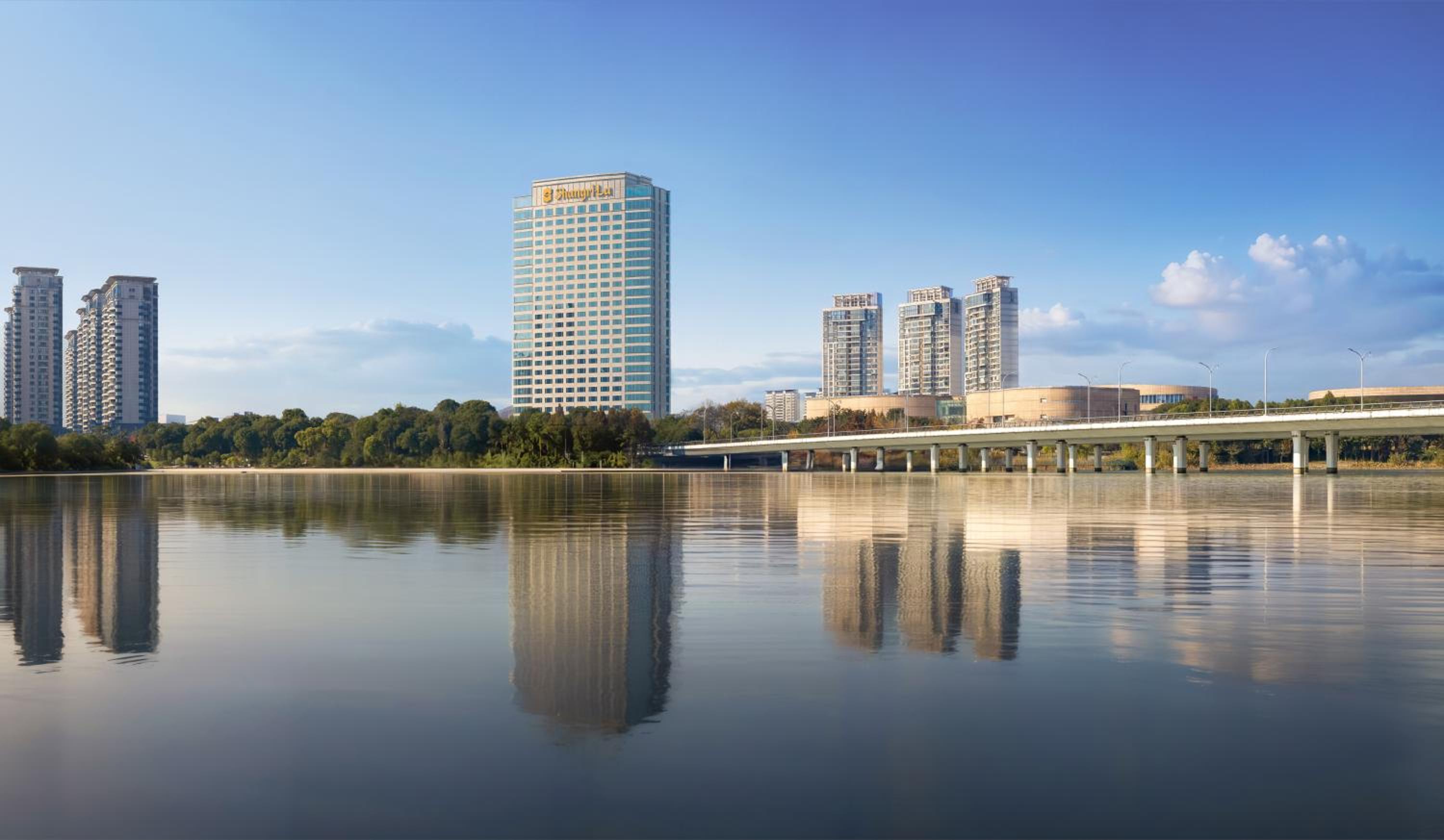 Yangzhou Vacations - Shangri-La Yangzhou - Property Image 1