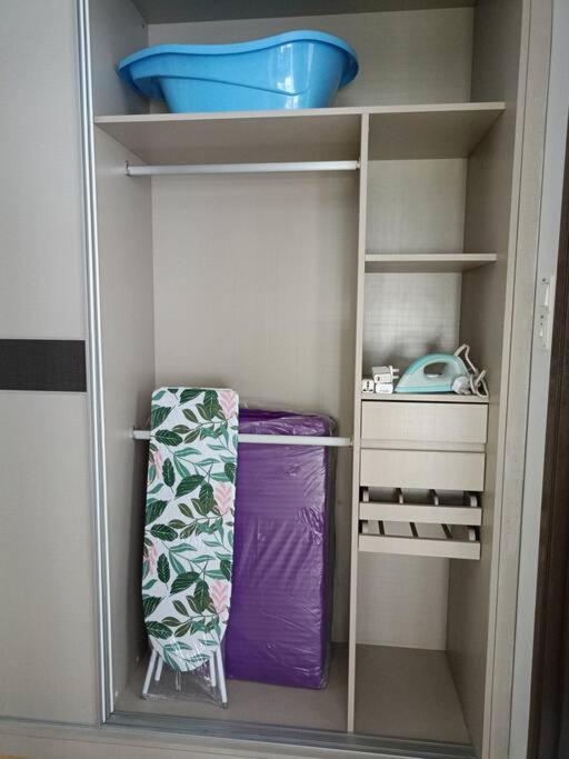 Johor Bahru Seaview freeWifi parking 3BR3BD2-9paxs