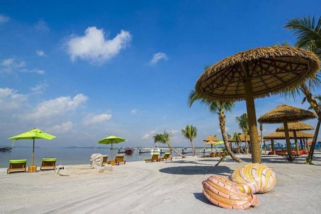 Johor Bahru Seaview freeWifi parking 3BR3BD2-9paxs
