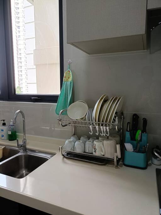 Johor Bahru Seaview freeWifi parking 3BR3BD2-9paxs