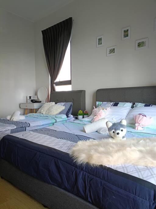 Johor Bahru Seaview freeWifi parking 3BR3BD2-9paxs