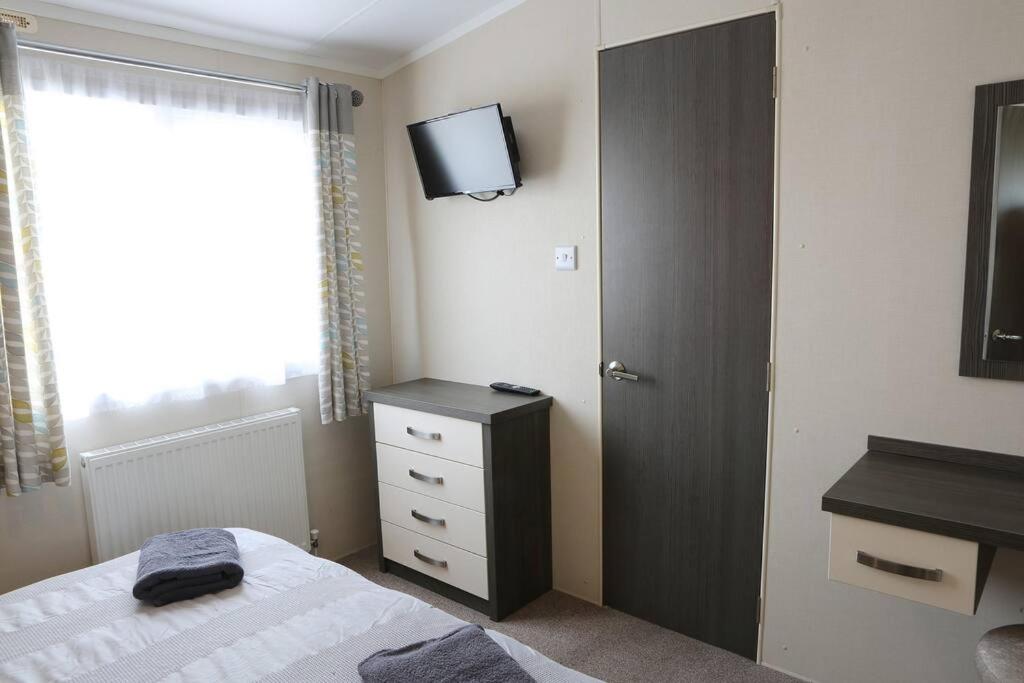 Holiday home with Panoramic Sea Views view 4