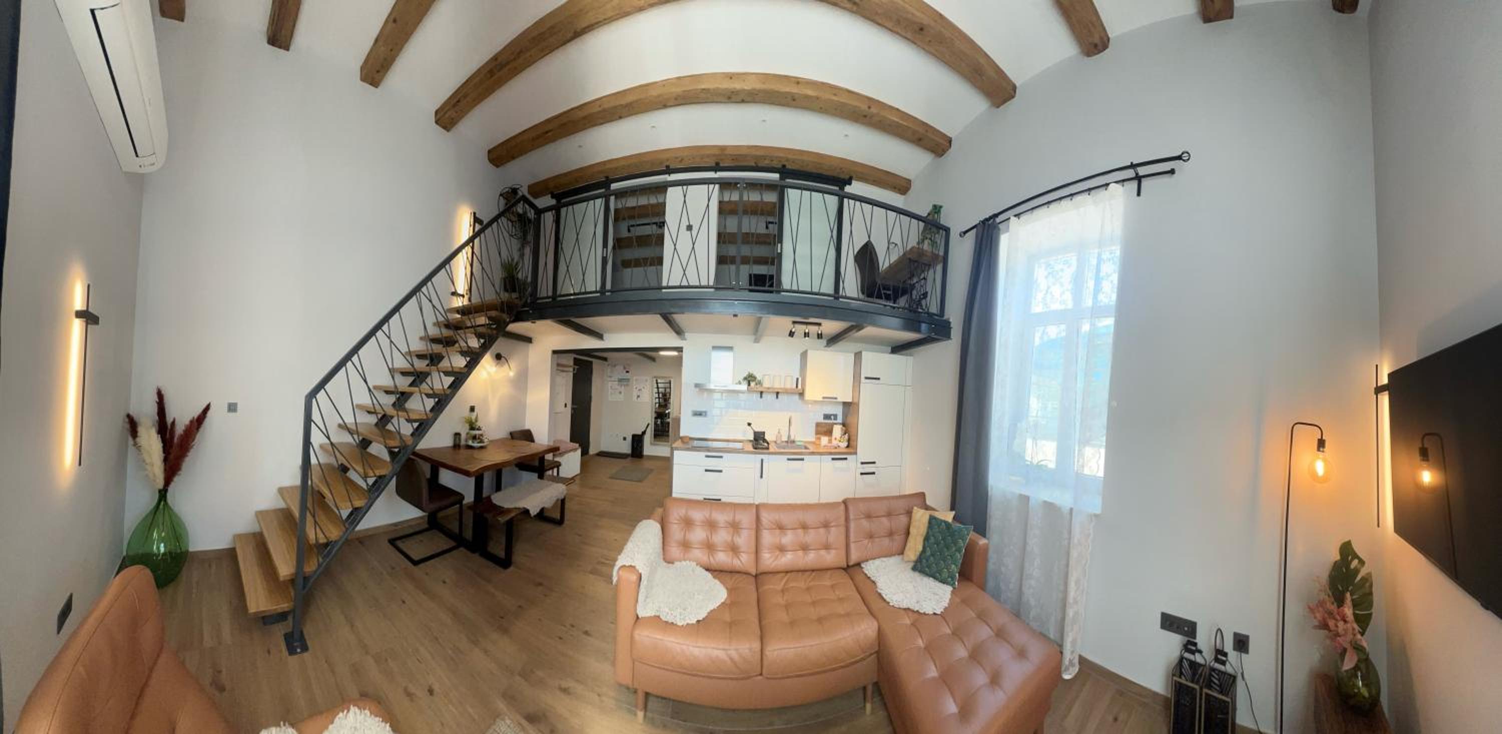 Apartman Saturn