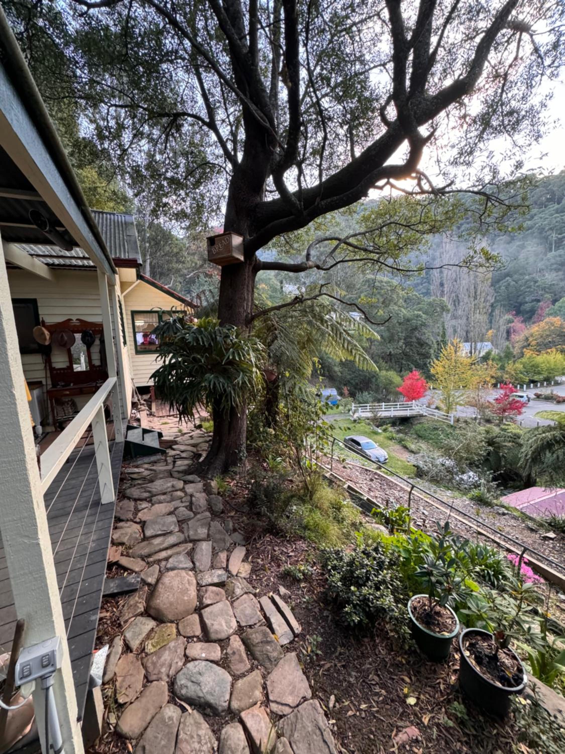 Lee Manor