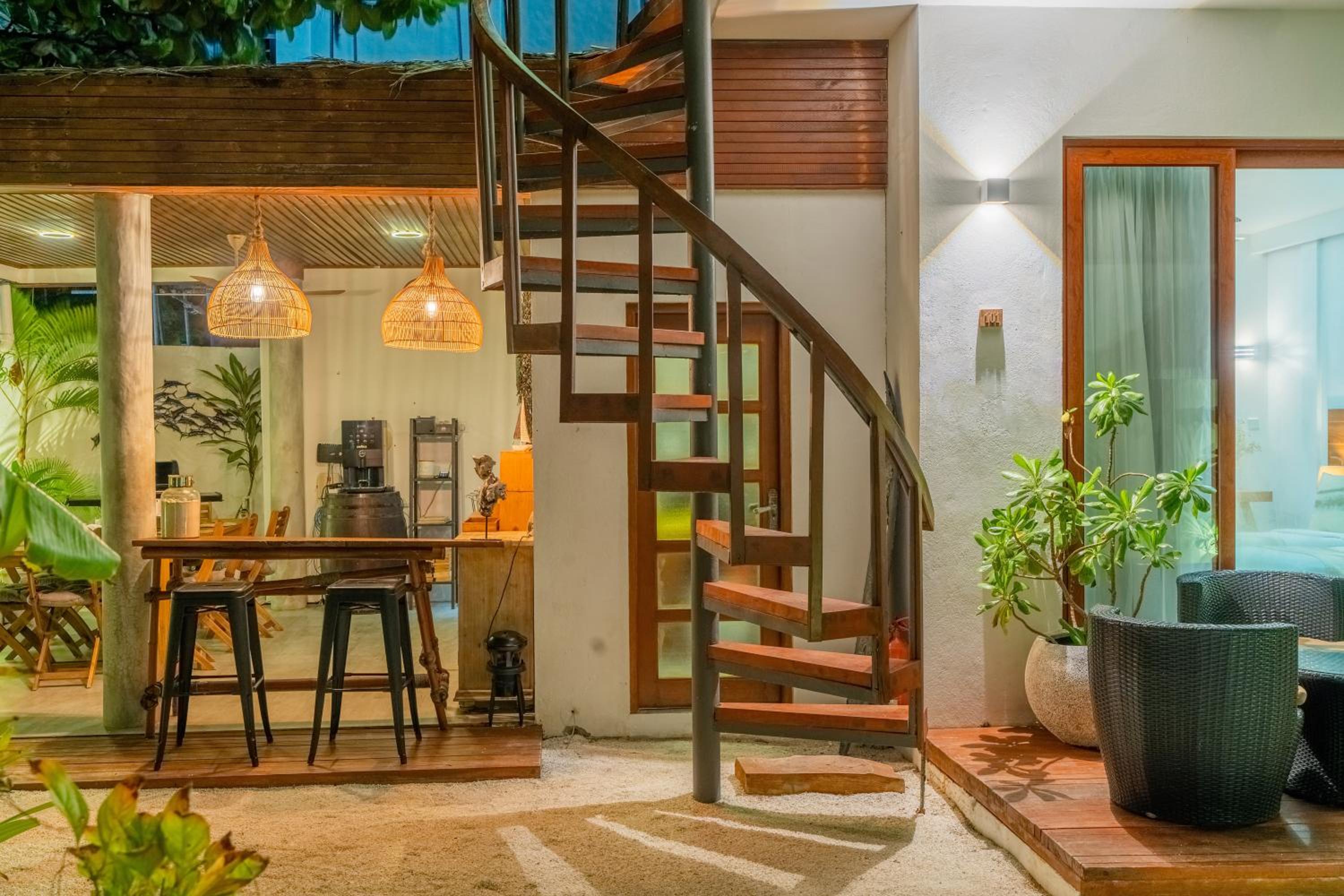 Veli Vilaa Dhiffushi - Beachfront