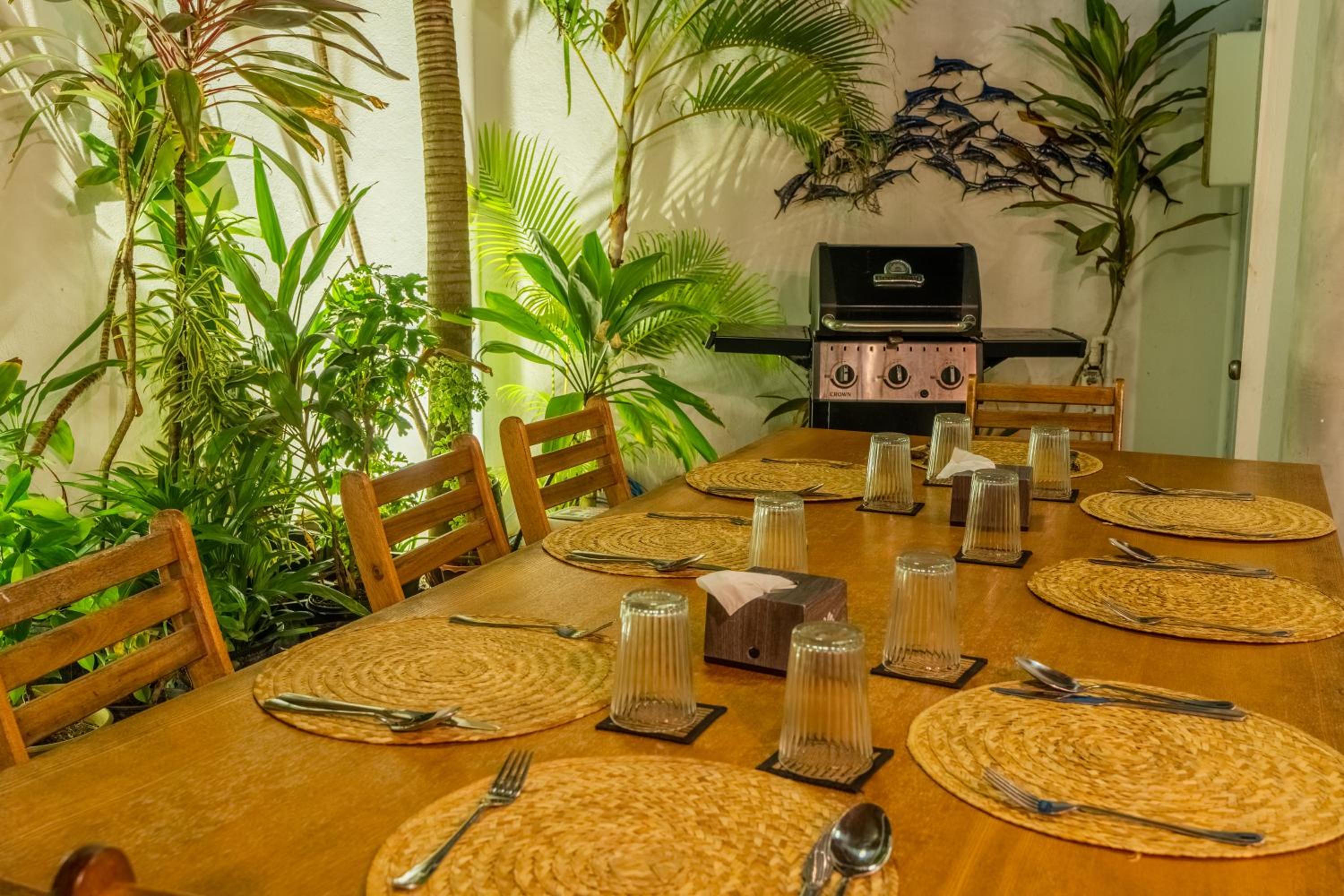 Veli Vilaa Dhiffushi - Beachfront
