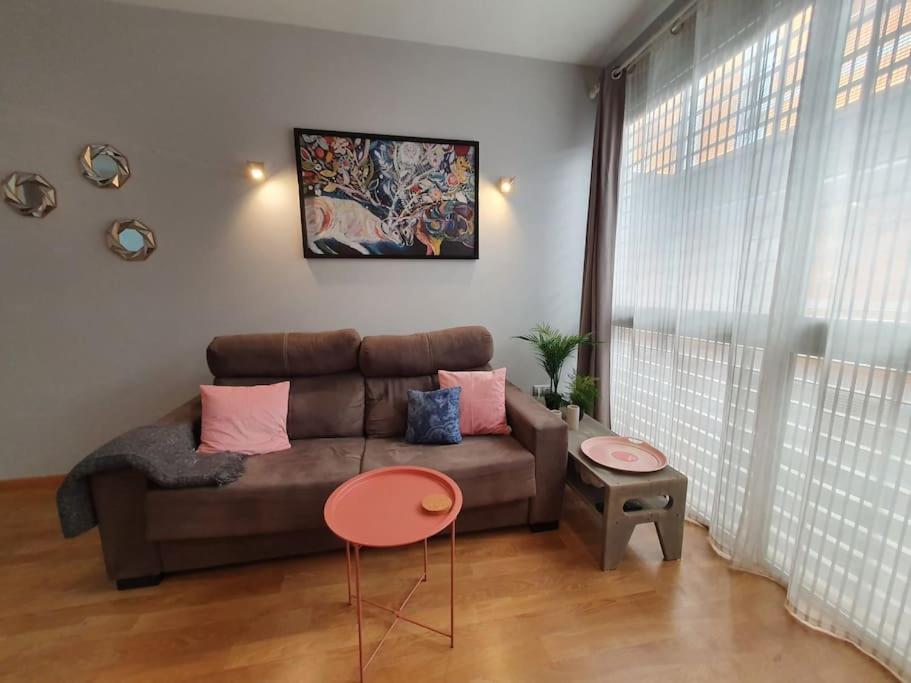 Modern apartment a few minutes to the center - TriP