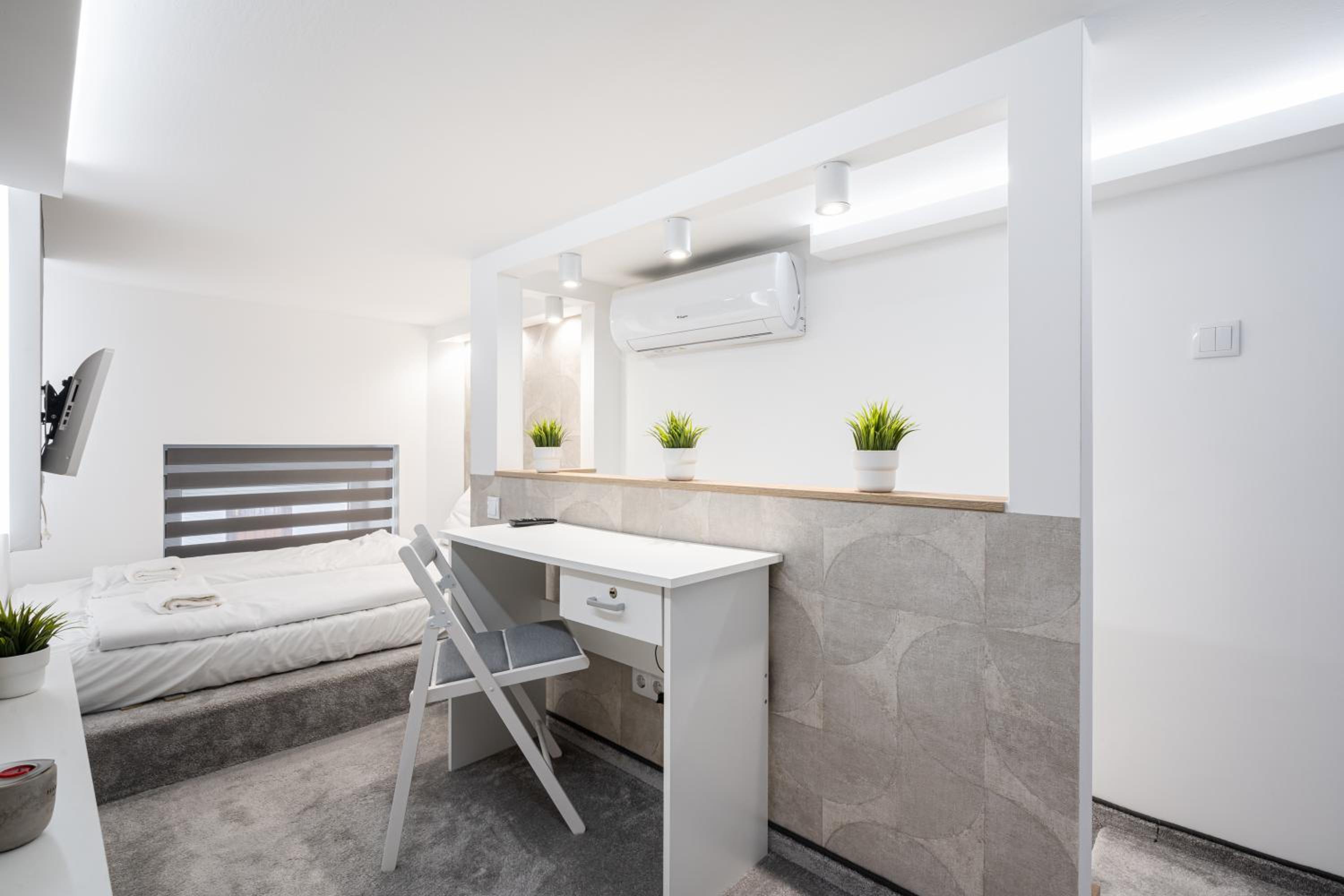 Nook Oasis Apartment