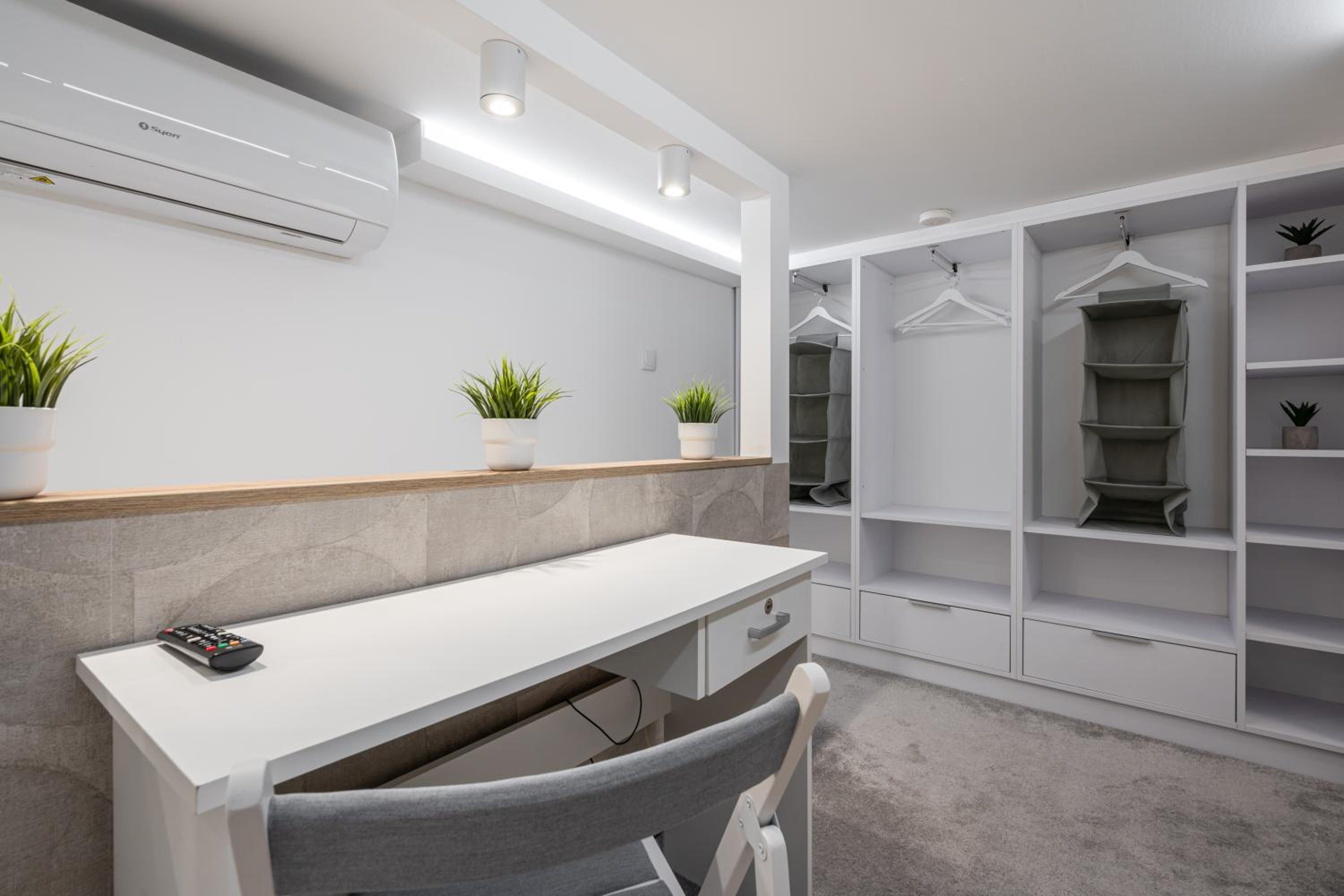 Nook Oasis Apartment