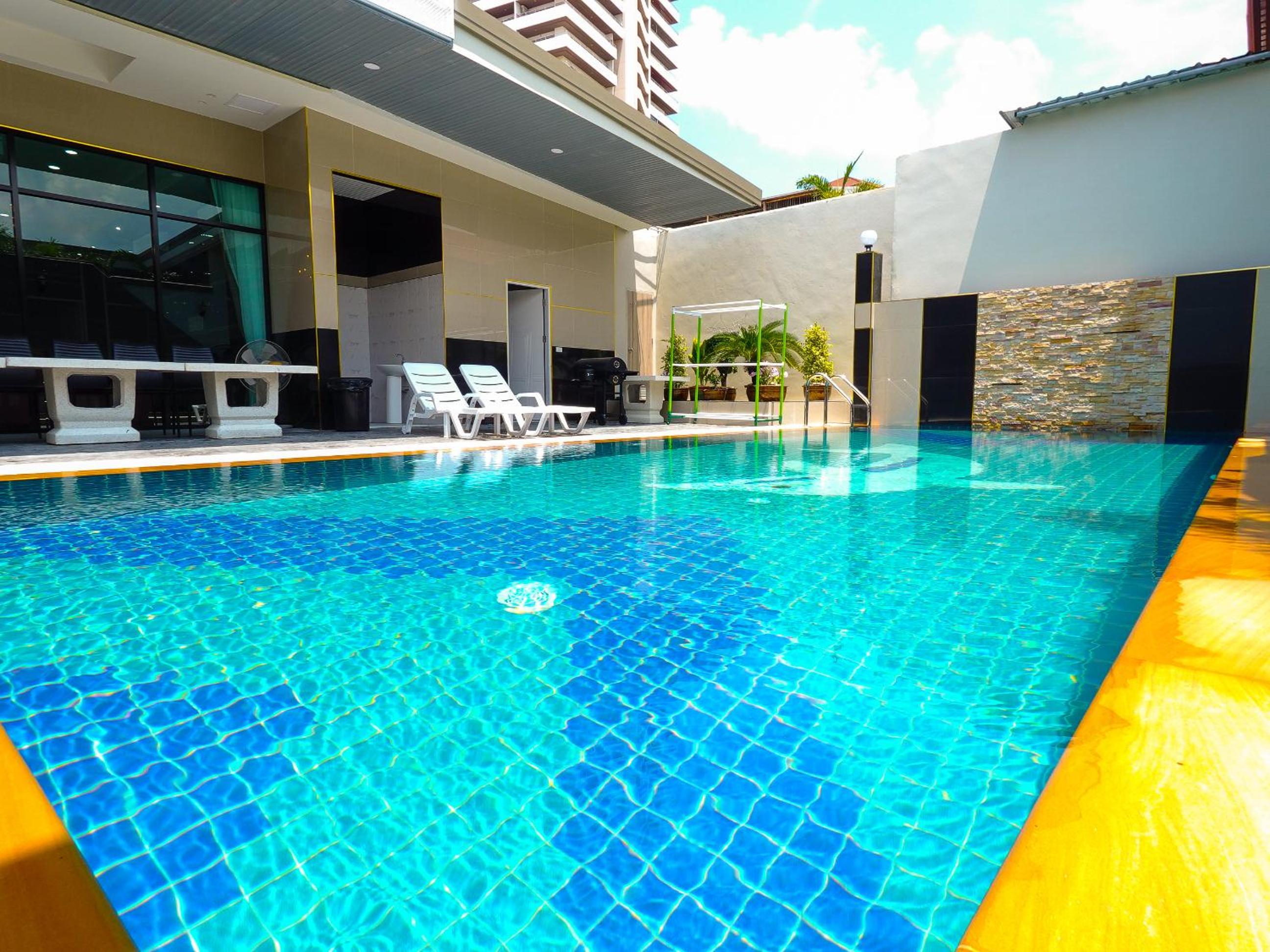 Top Pool Villa B5 — photo 3