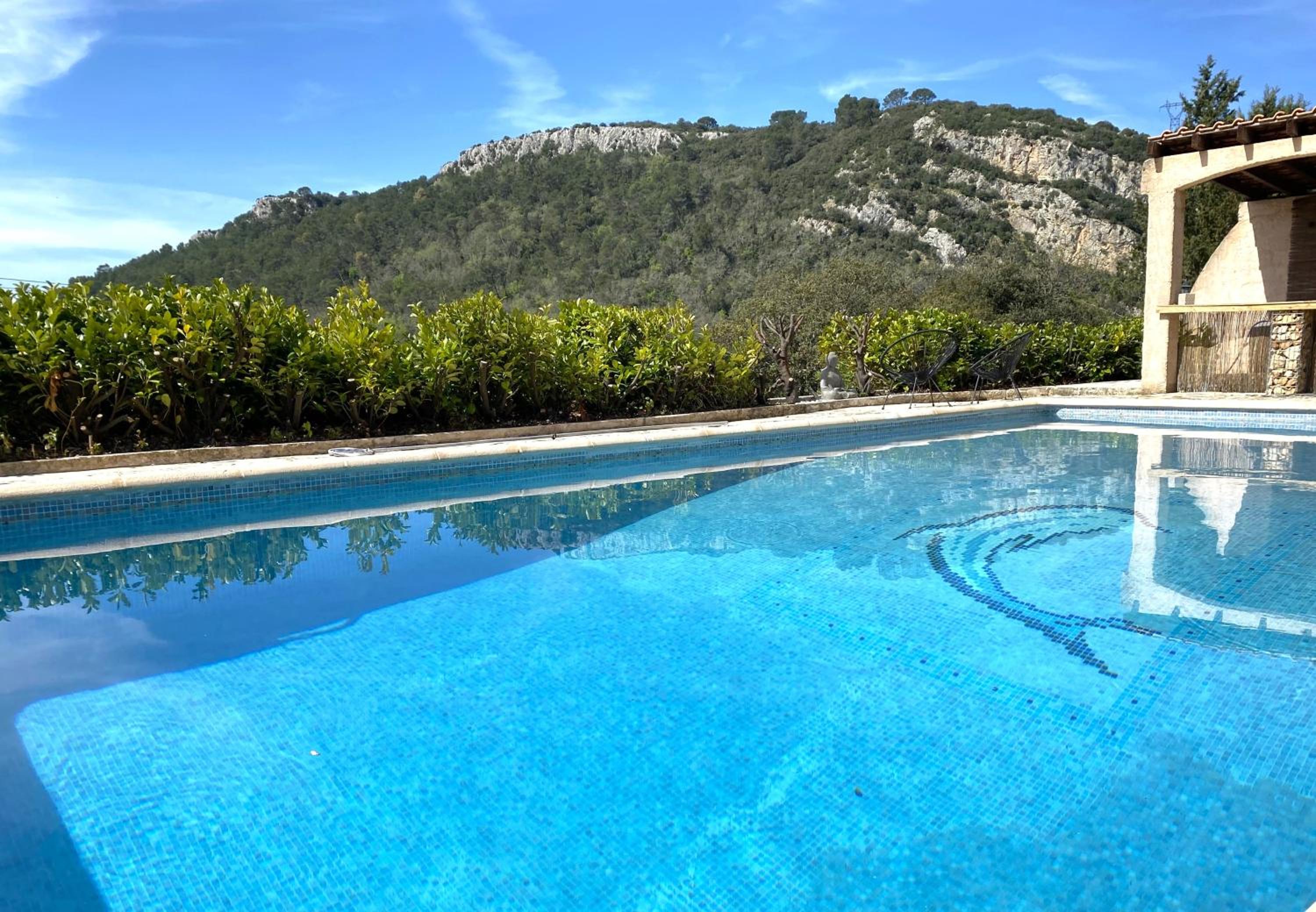Le Mas de San Lou view 2