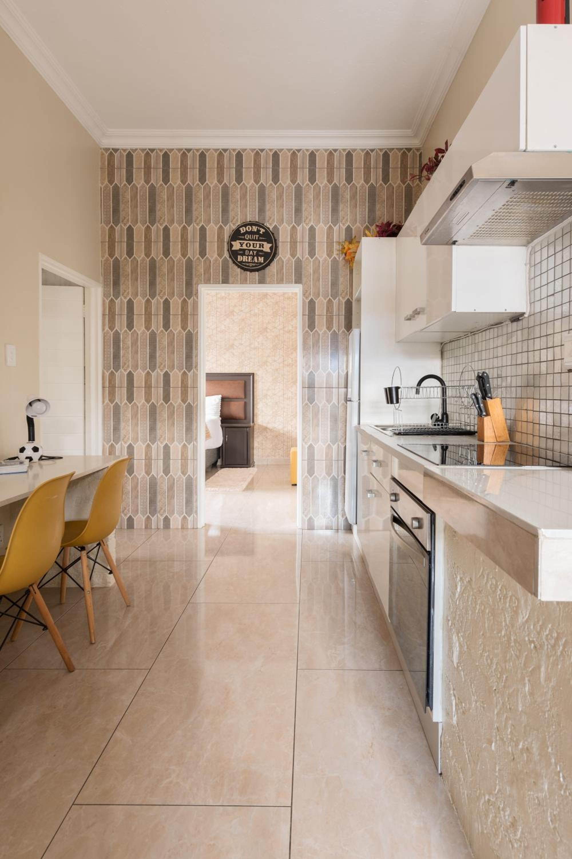 Evans Village - Apartments & Spa