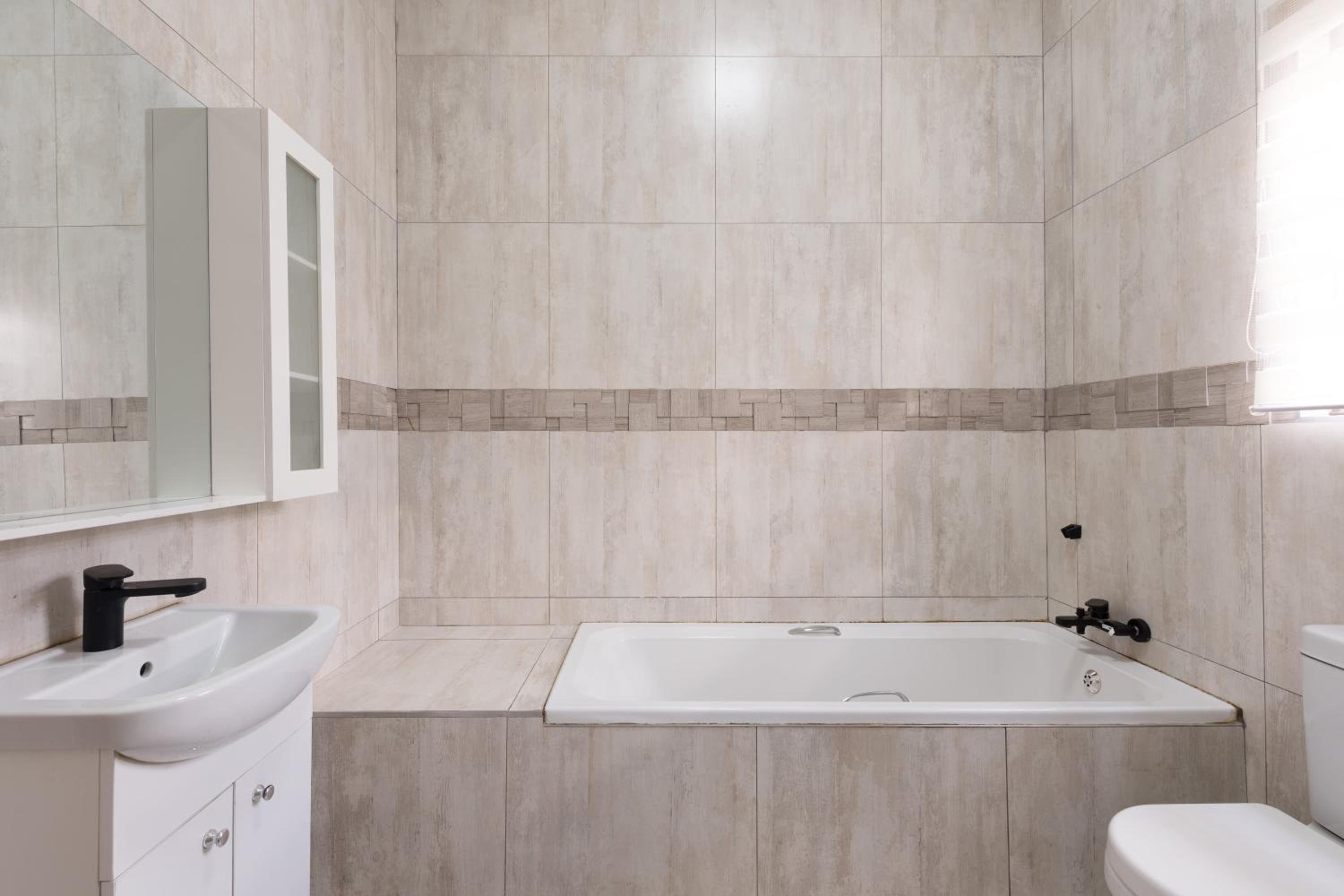 Evans Village - Apartments & Spa