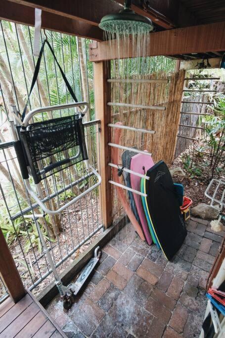 Little Cove Family Beach House (Pet Friendly)