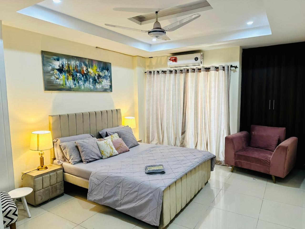 One bedroom apartment at bahria town view 2