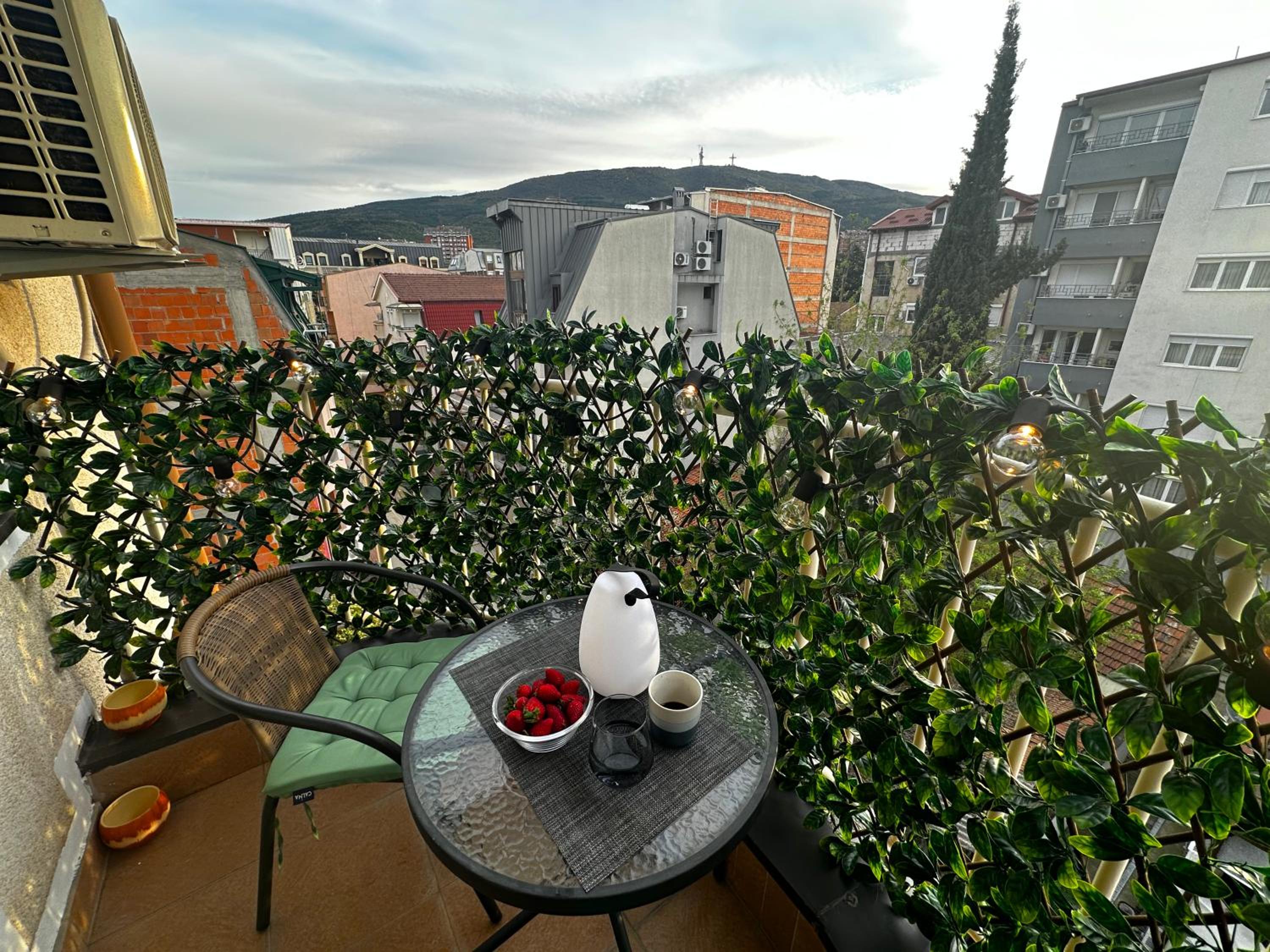 M's Downtown Homely Apartment view 2