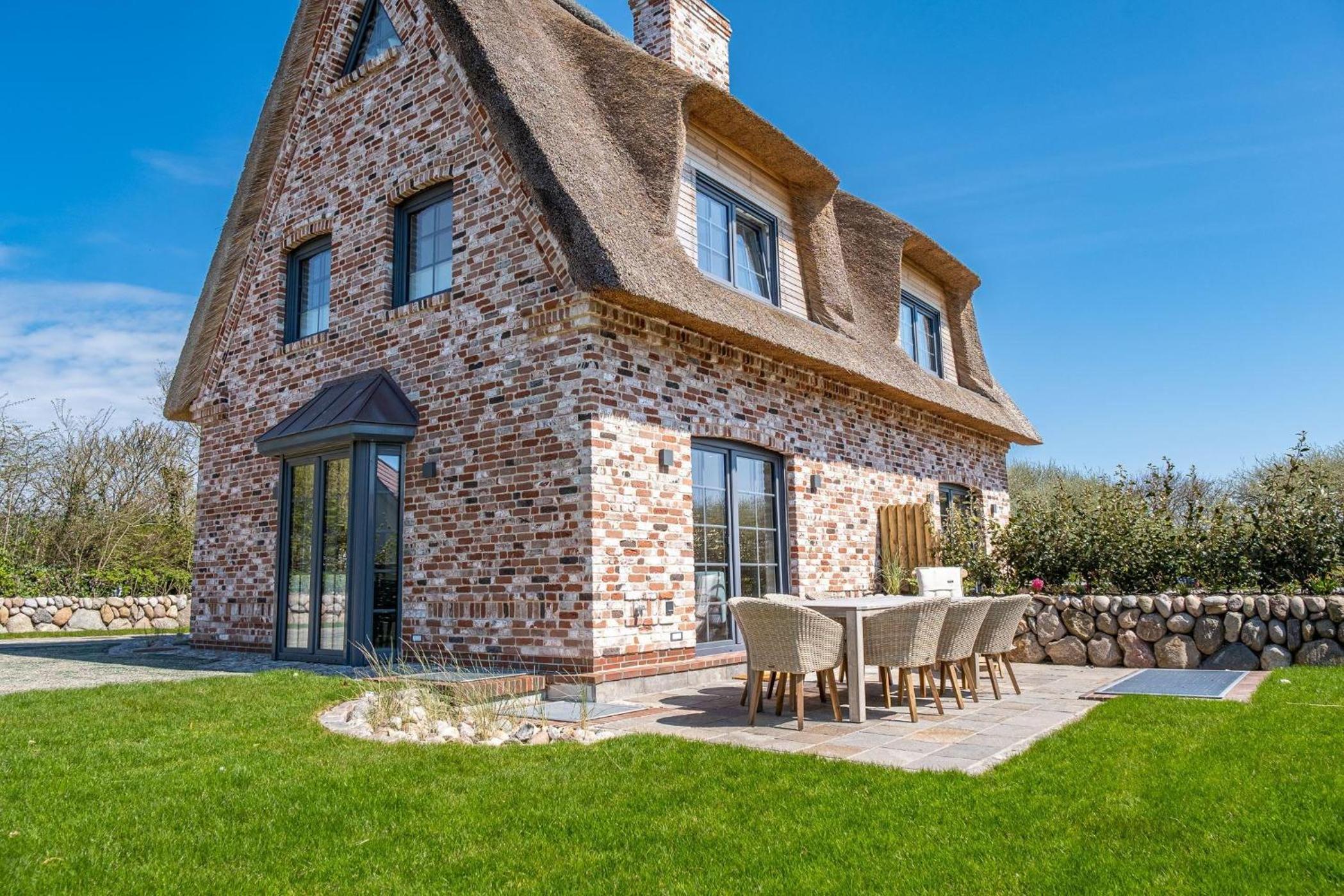 Reethuis-am-Dorfteich-Ferienhaus-Stephanie-02