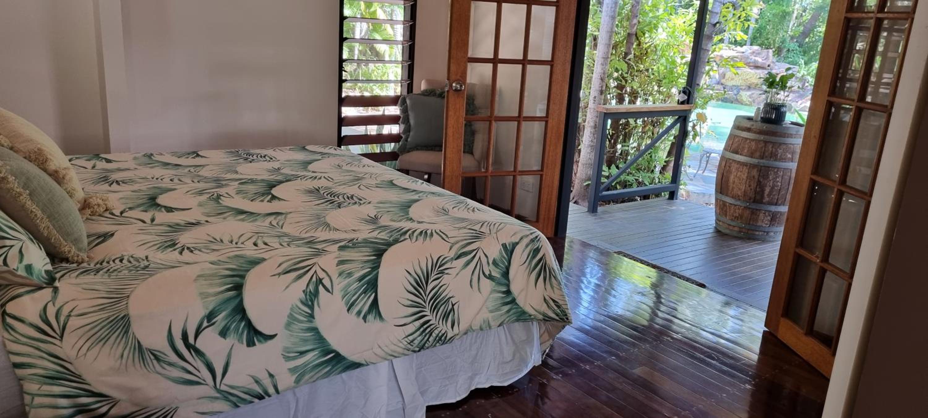 Berry Springs Tropical Retreat