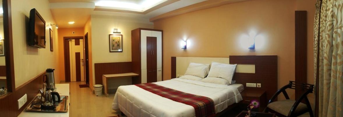 Skipper Beach Resort