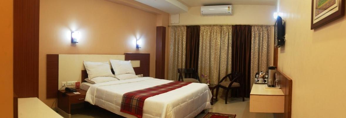Skipper Beach Resort