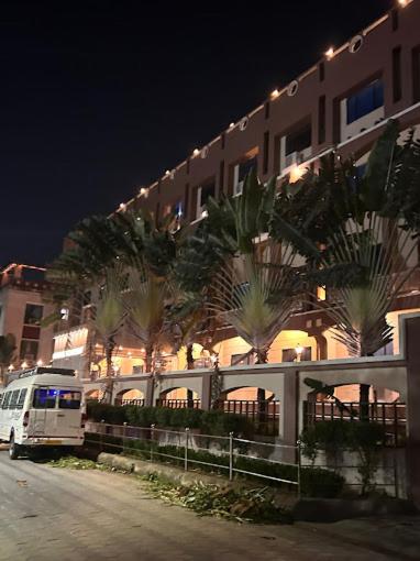Skipper Beach Resort