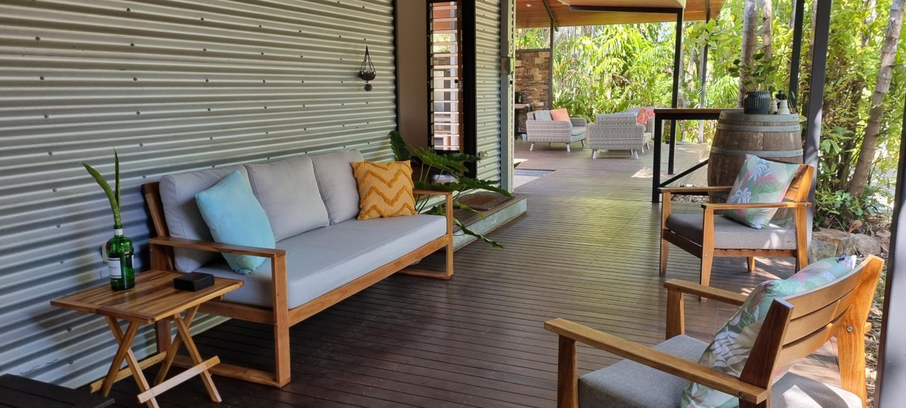 Berry Springs Tropical Retreat