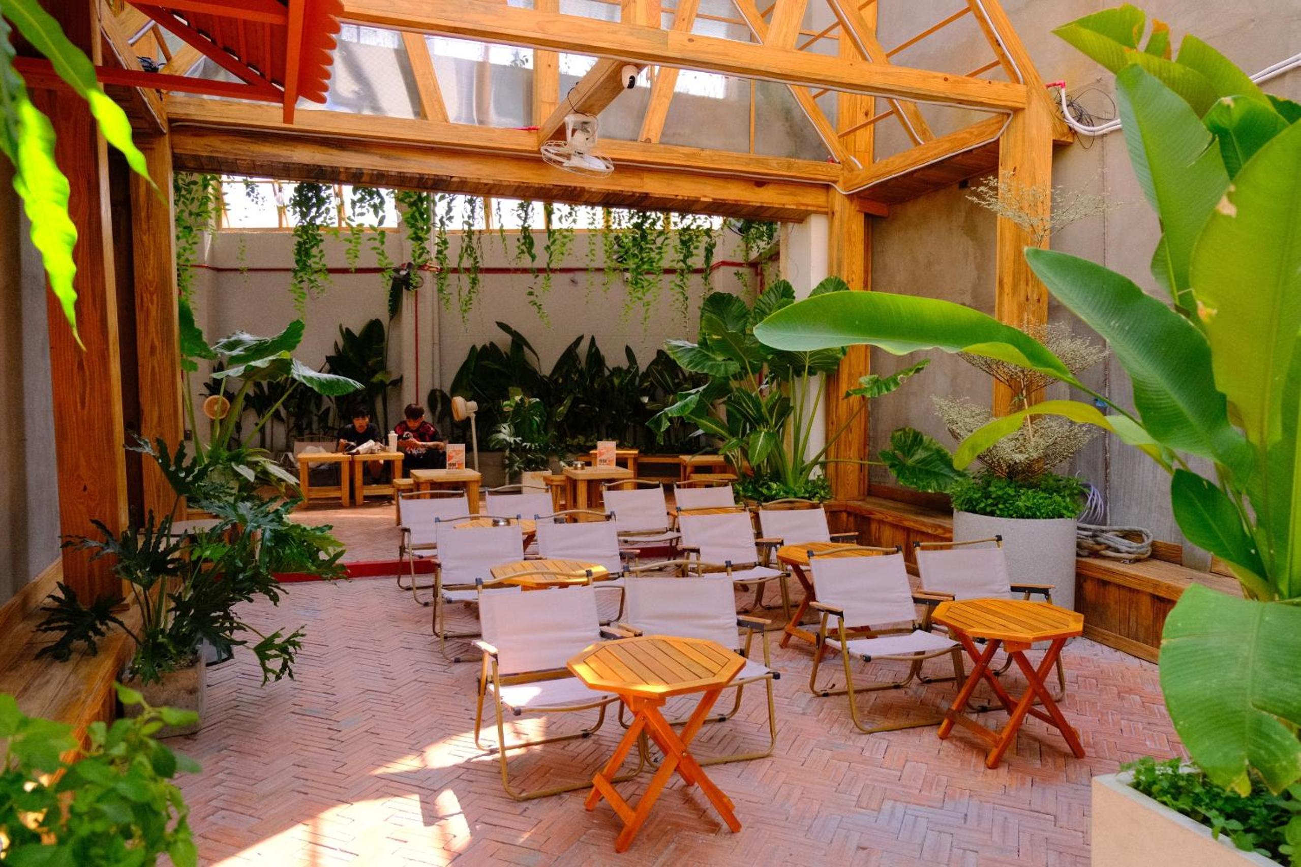 Neru Hostel & Coffee
