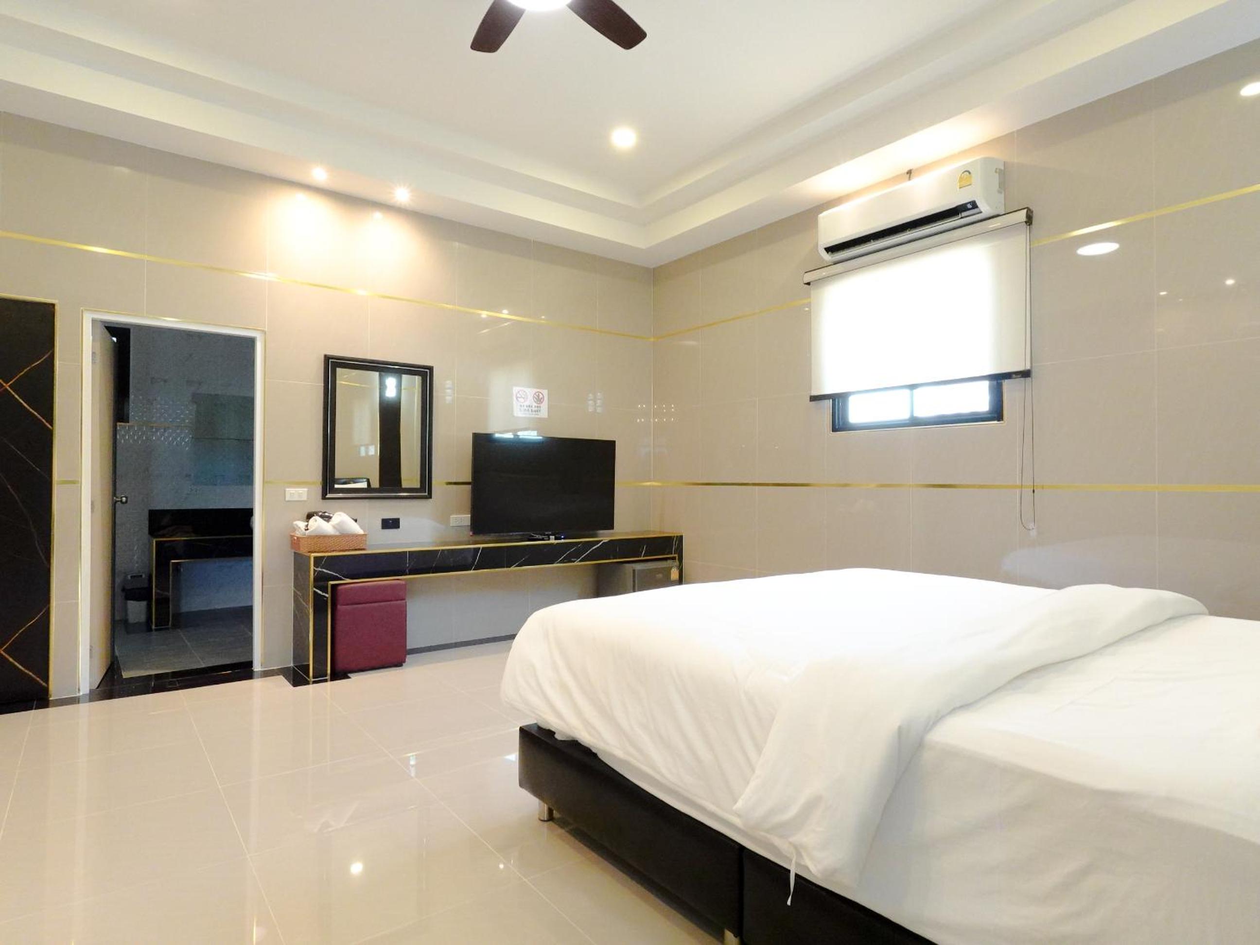 Top Pool Villa Pattaya