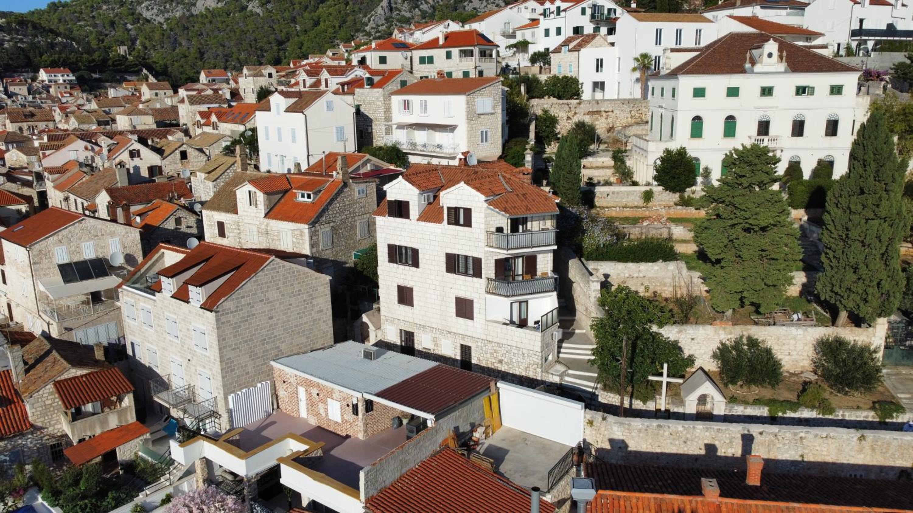 Apartments Caric