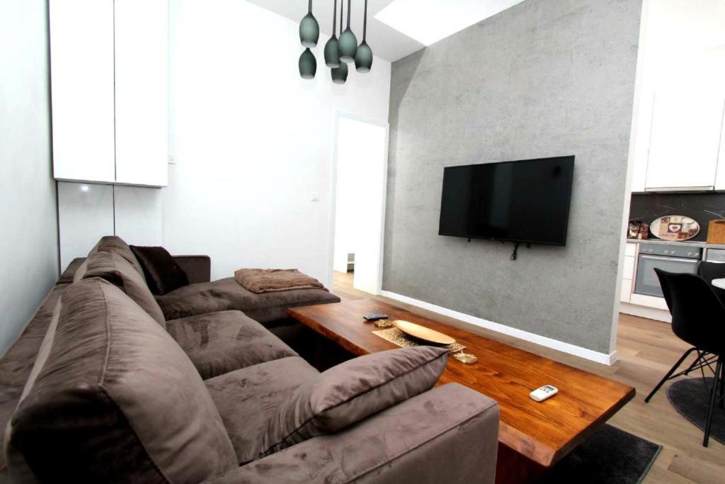 Old Town Luxe Living