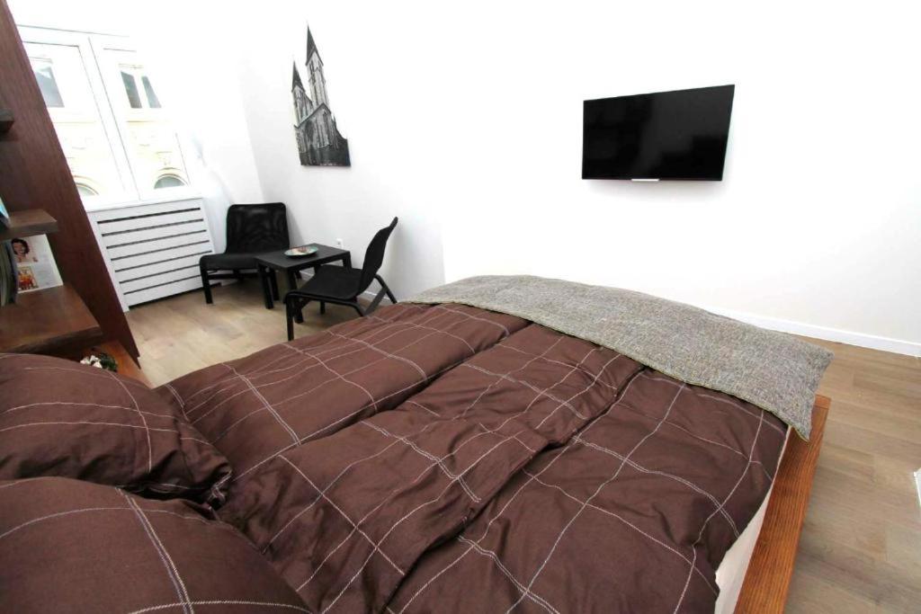 Old Town Luxe Living