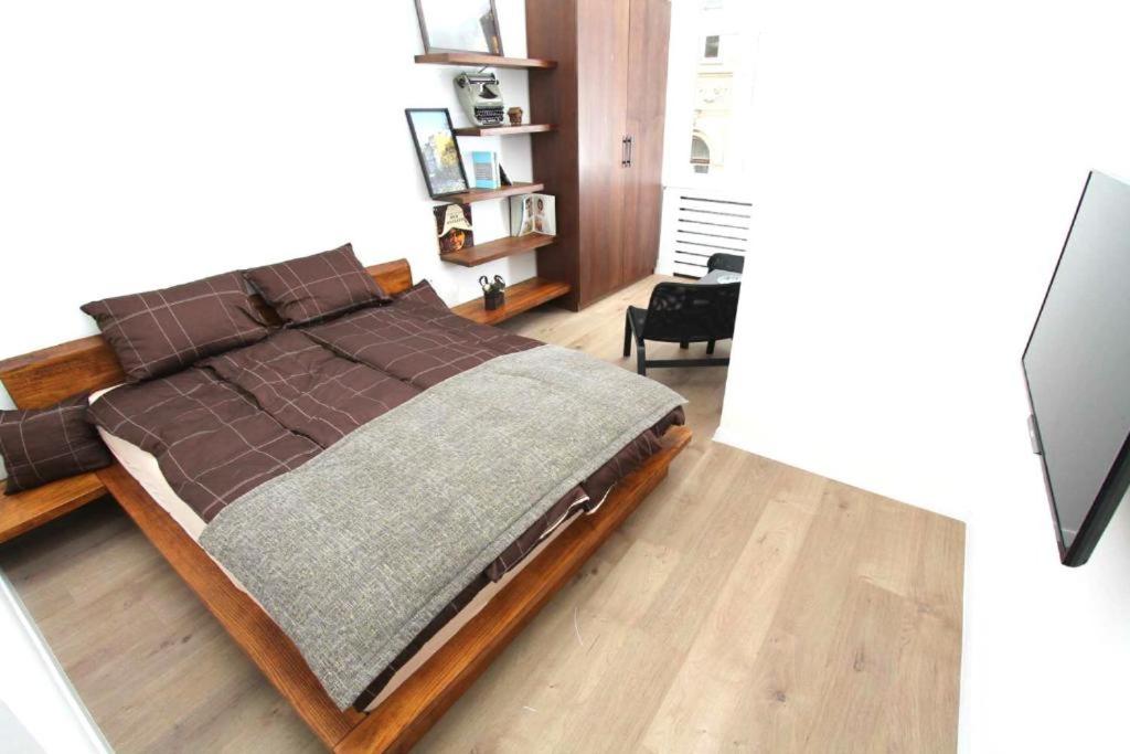Old Town Luxe Living