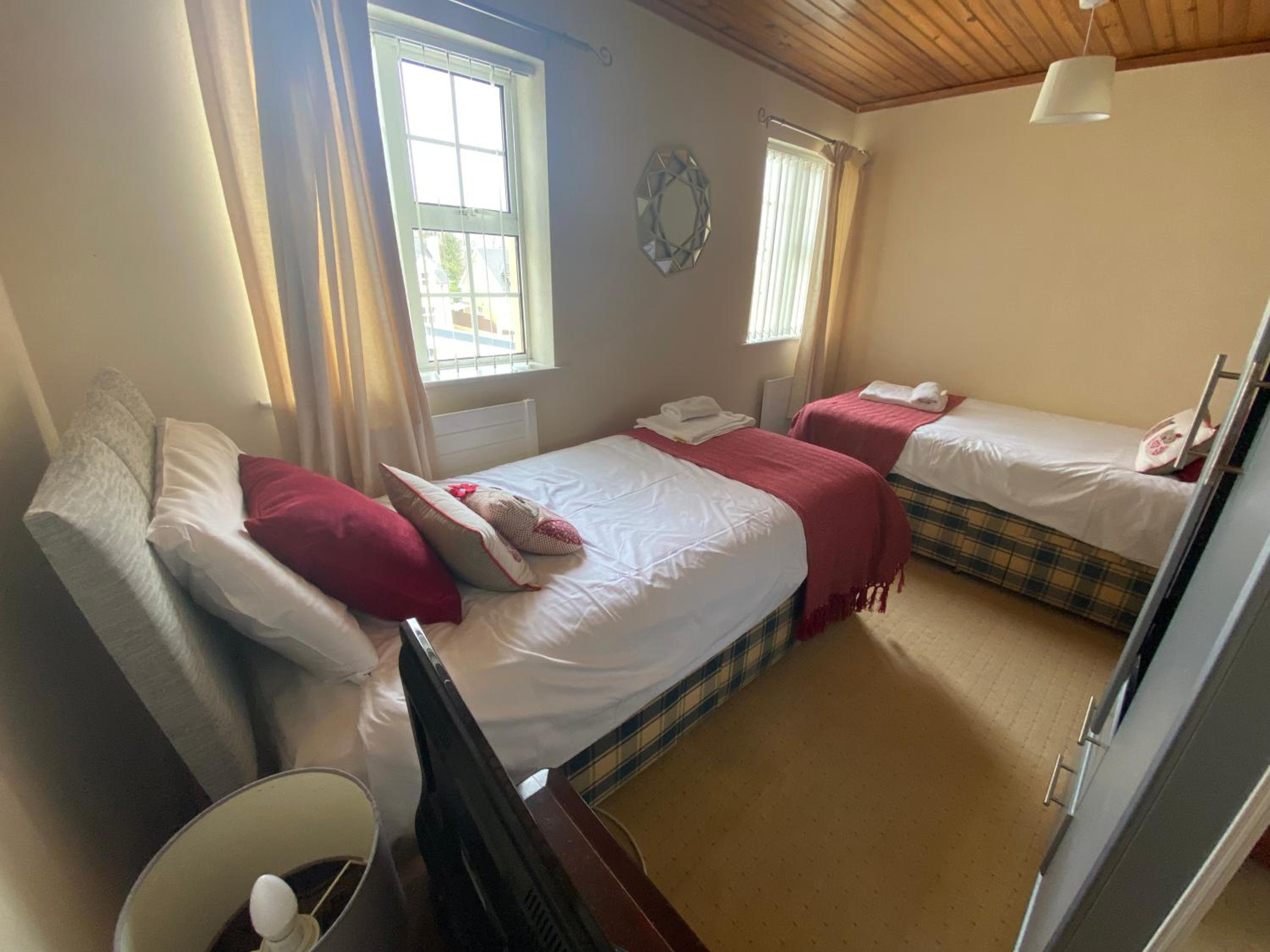 8 Croaghross House, Portsalon view 4