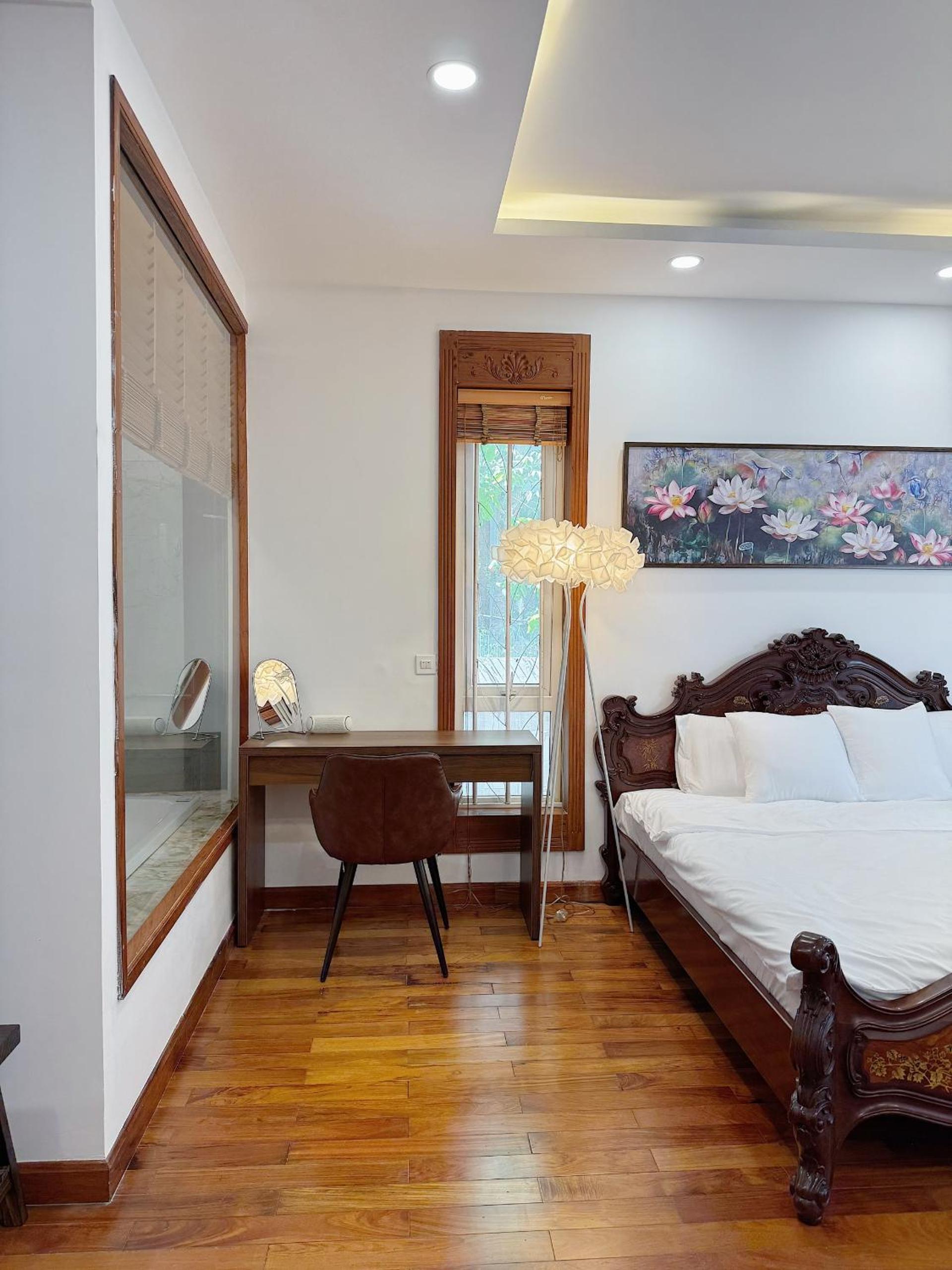 Saigon Mansion