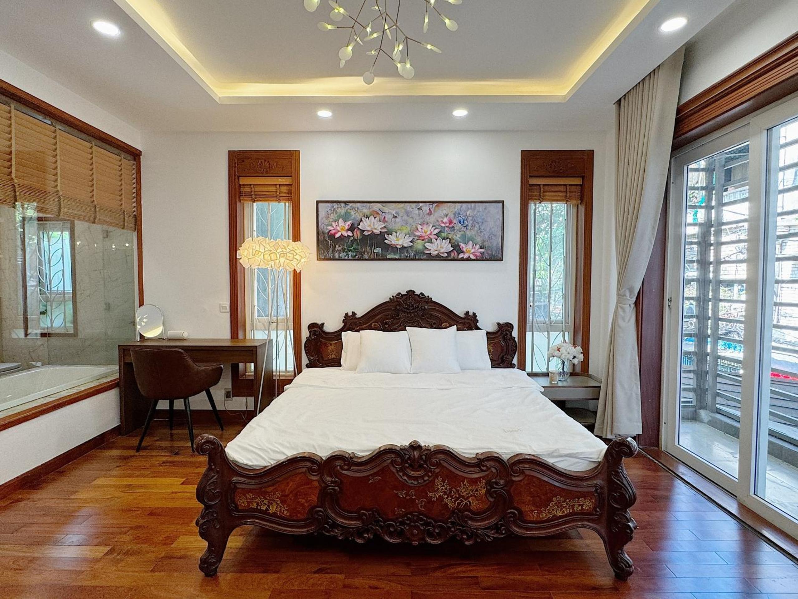 Saigon Mansion