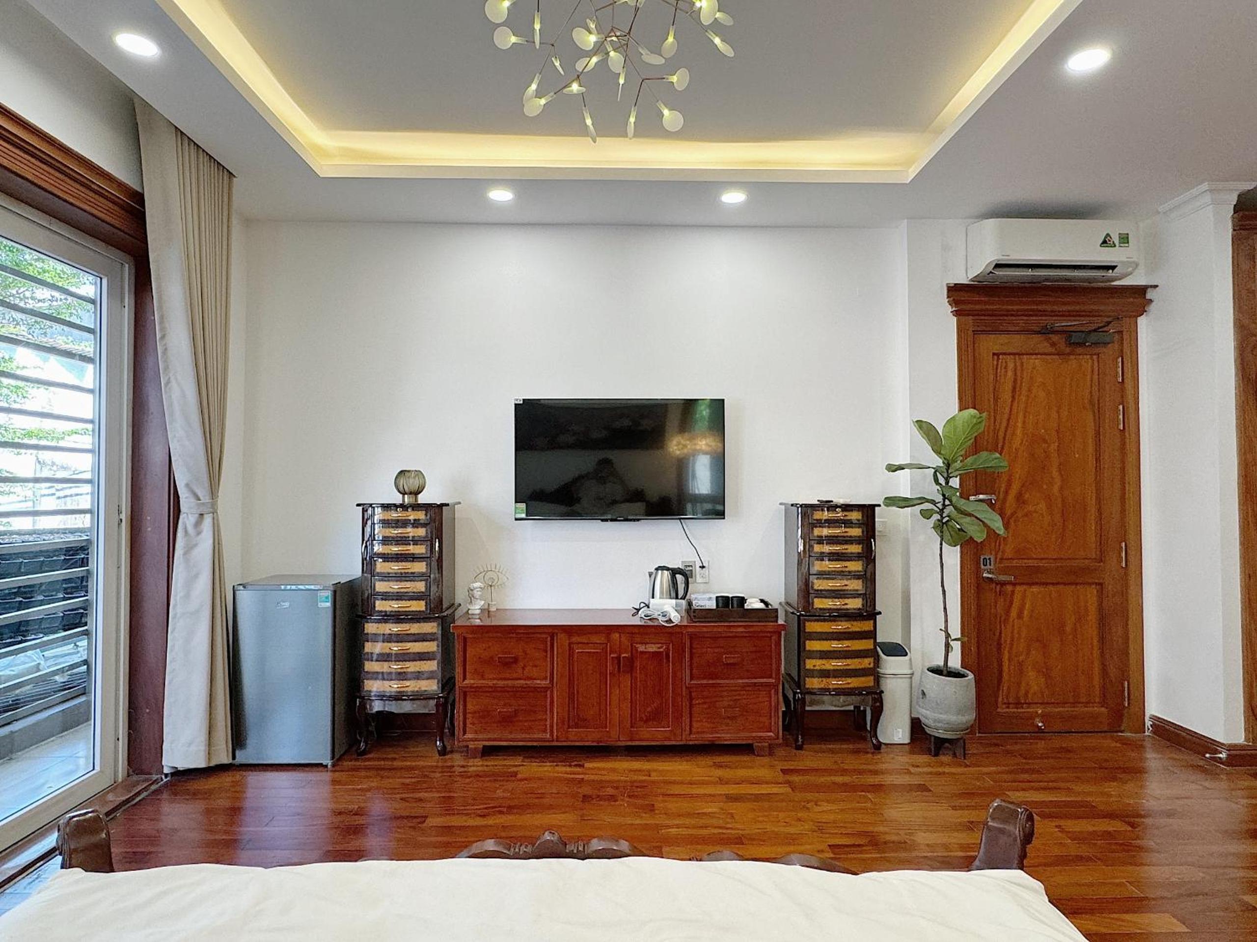 Saigon Mansion