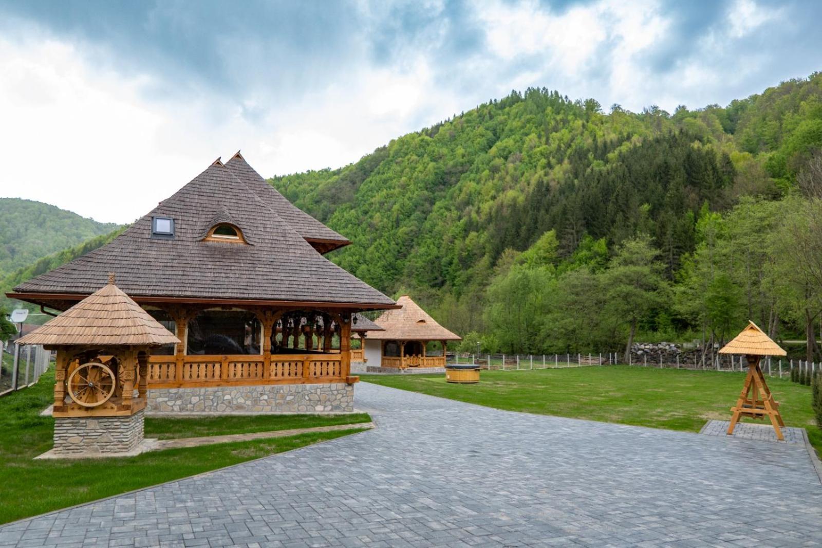 Valea Legendelor