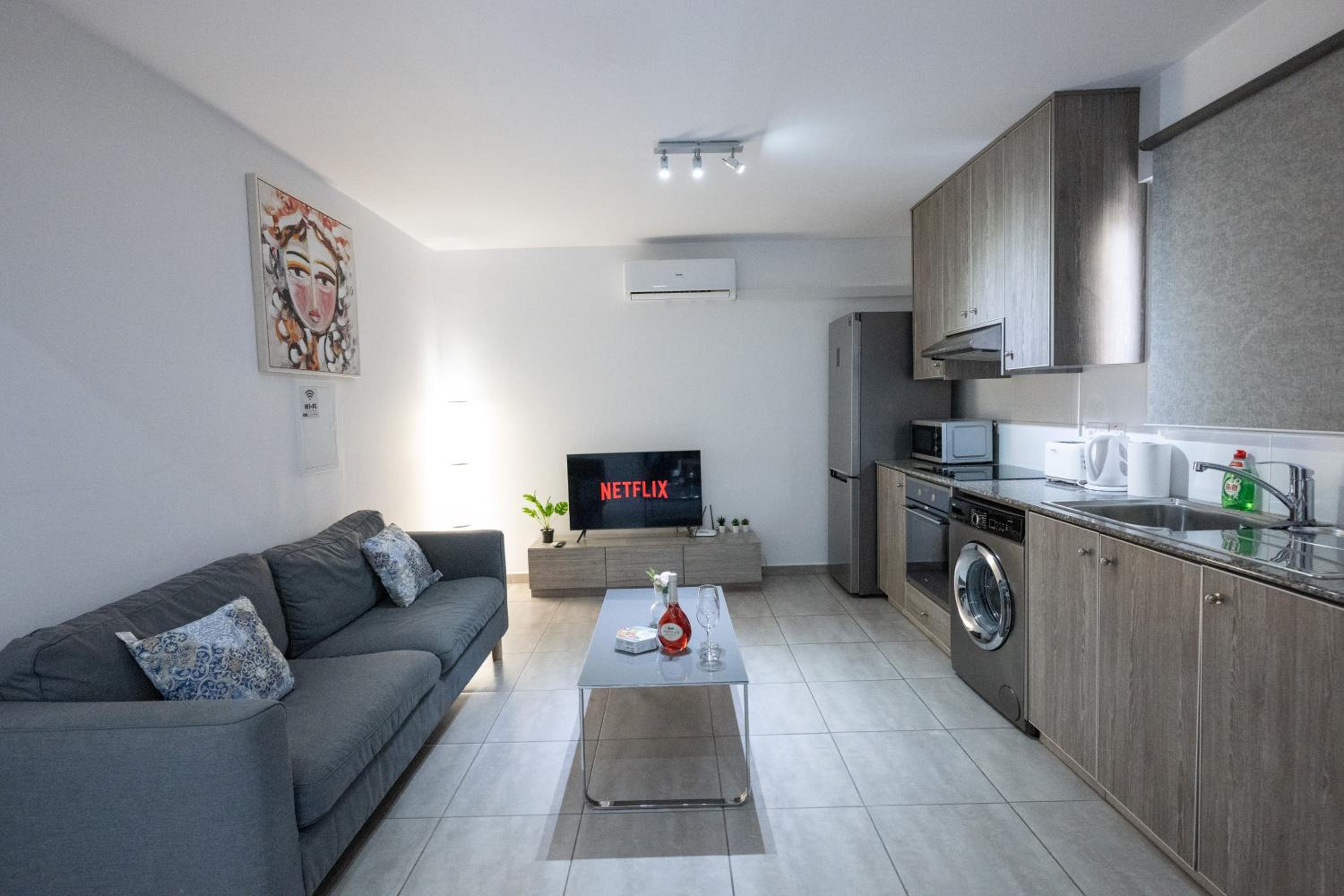 Napa Centrale Suites