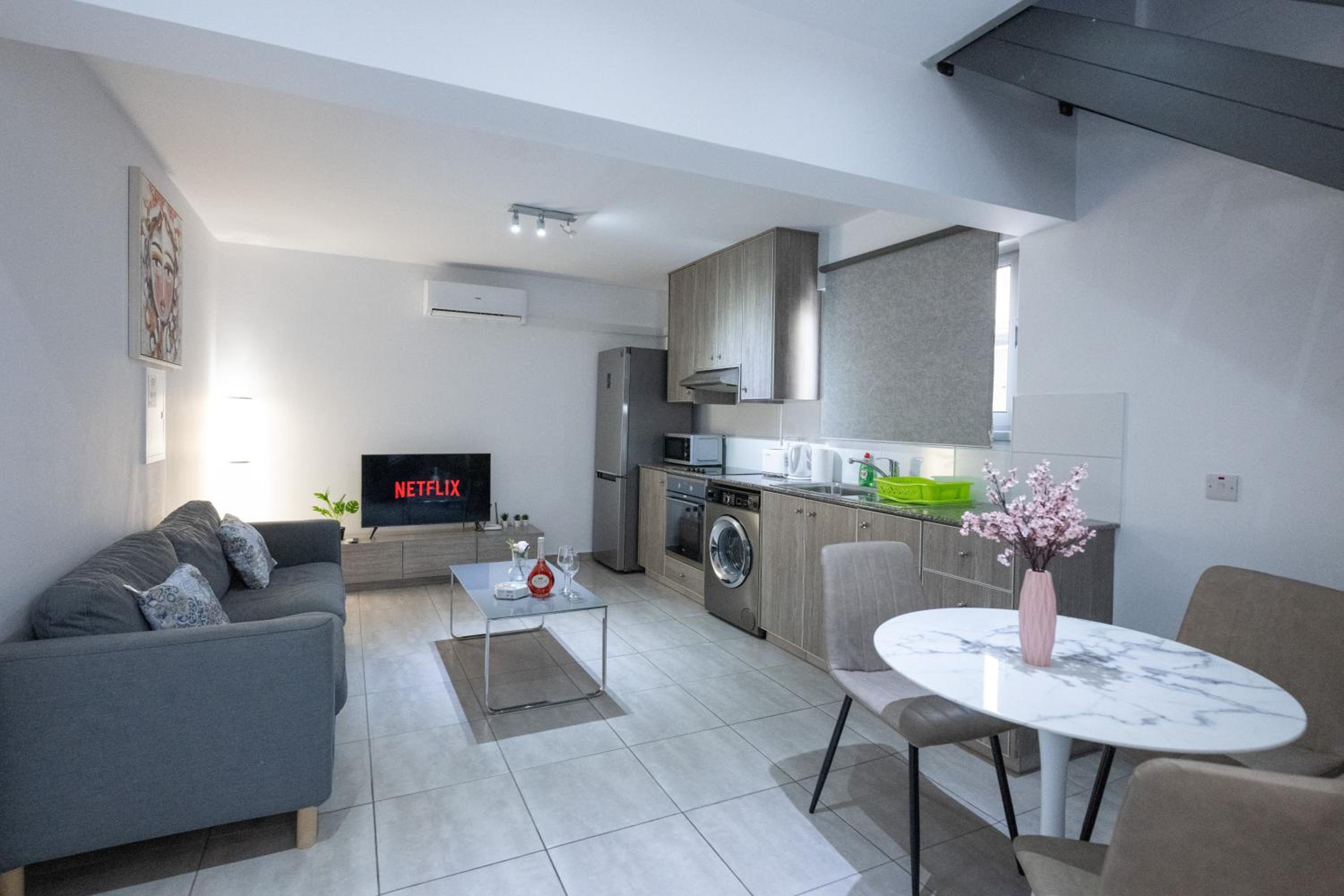 Napa Centrale Suites