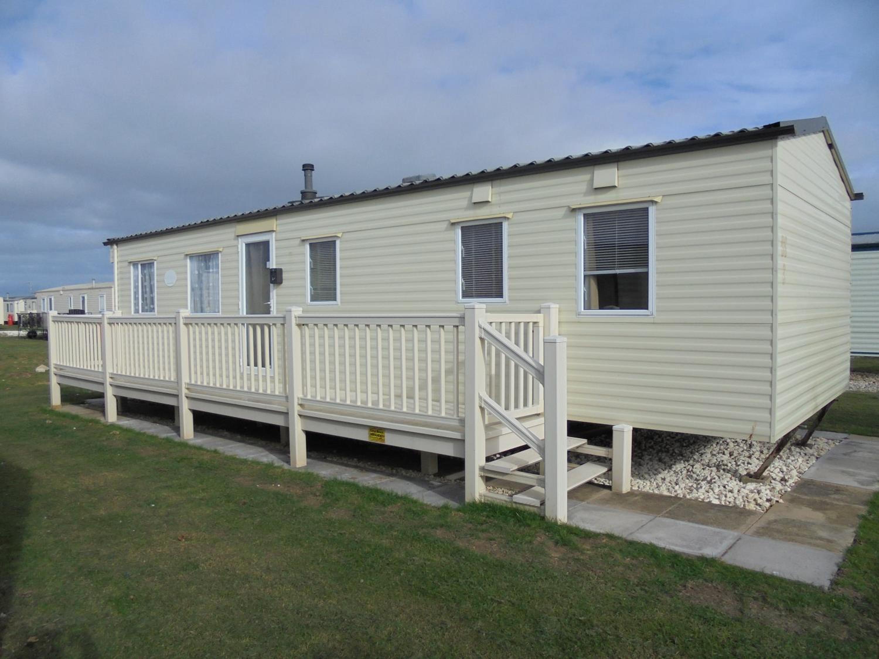 8 Berth Coral Beach (Mirage Super) view 4