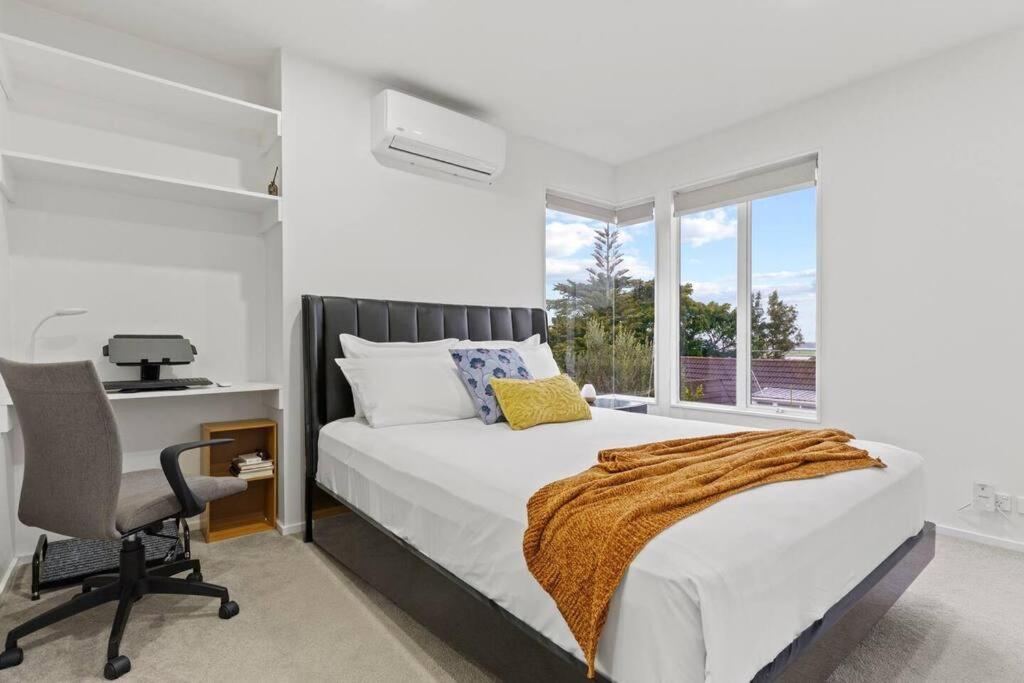 Entire home in Central Auckland view 3