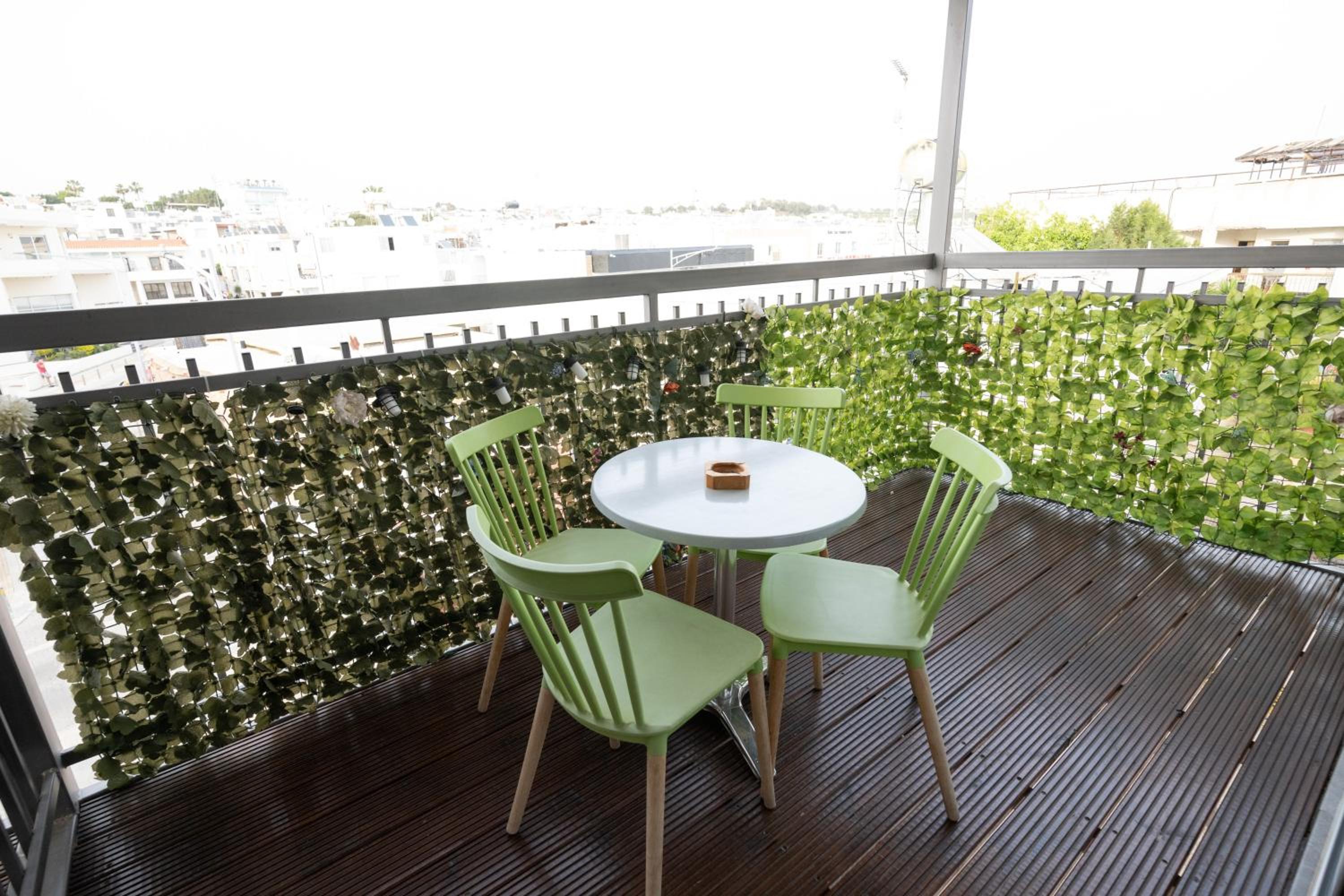 Napa Centrale Suites