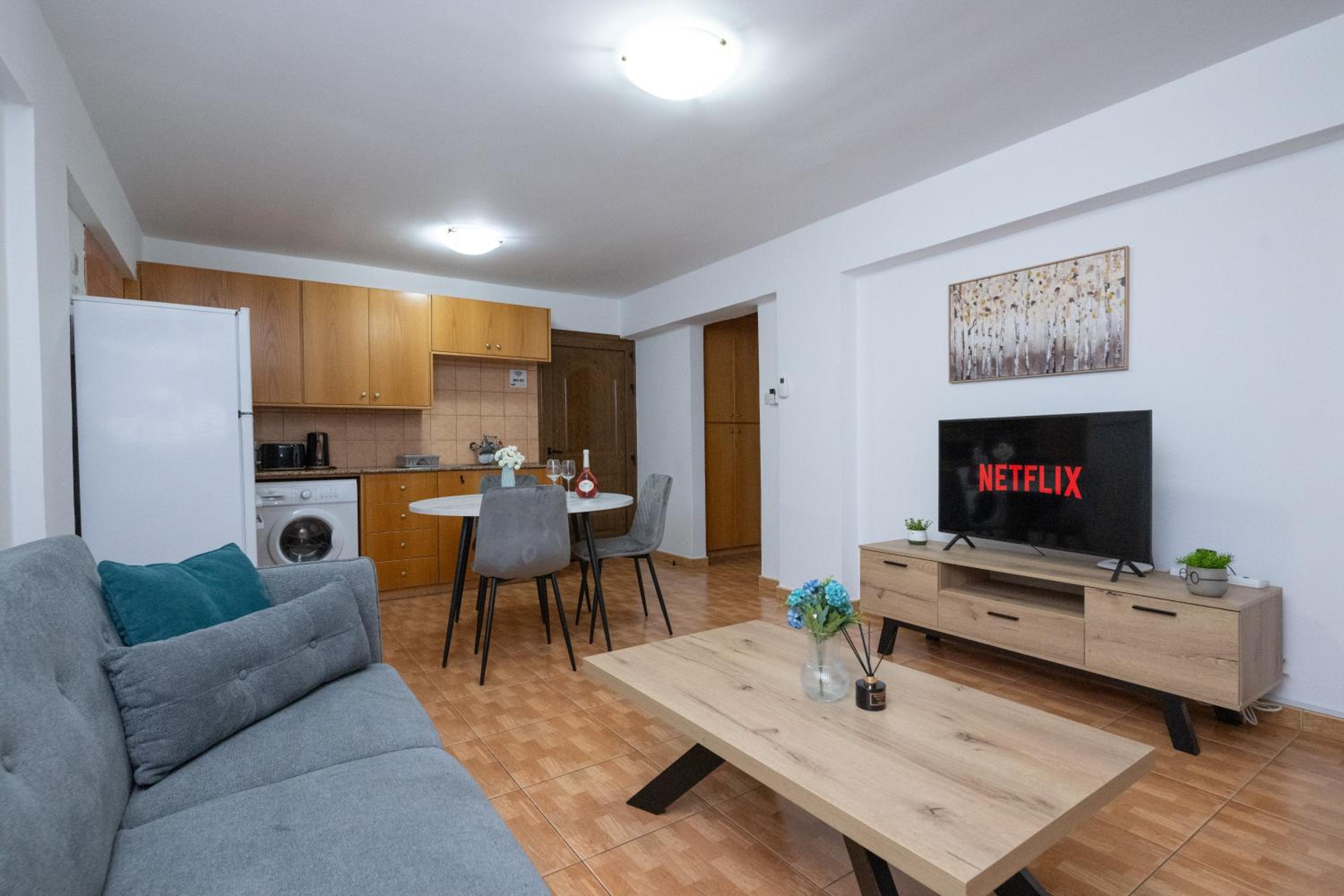 Napa Centrale Suites