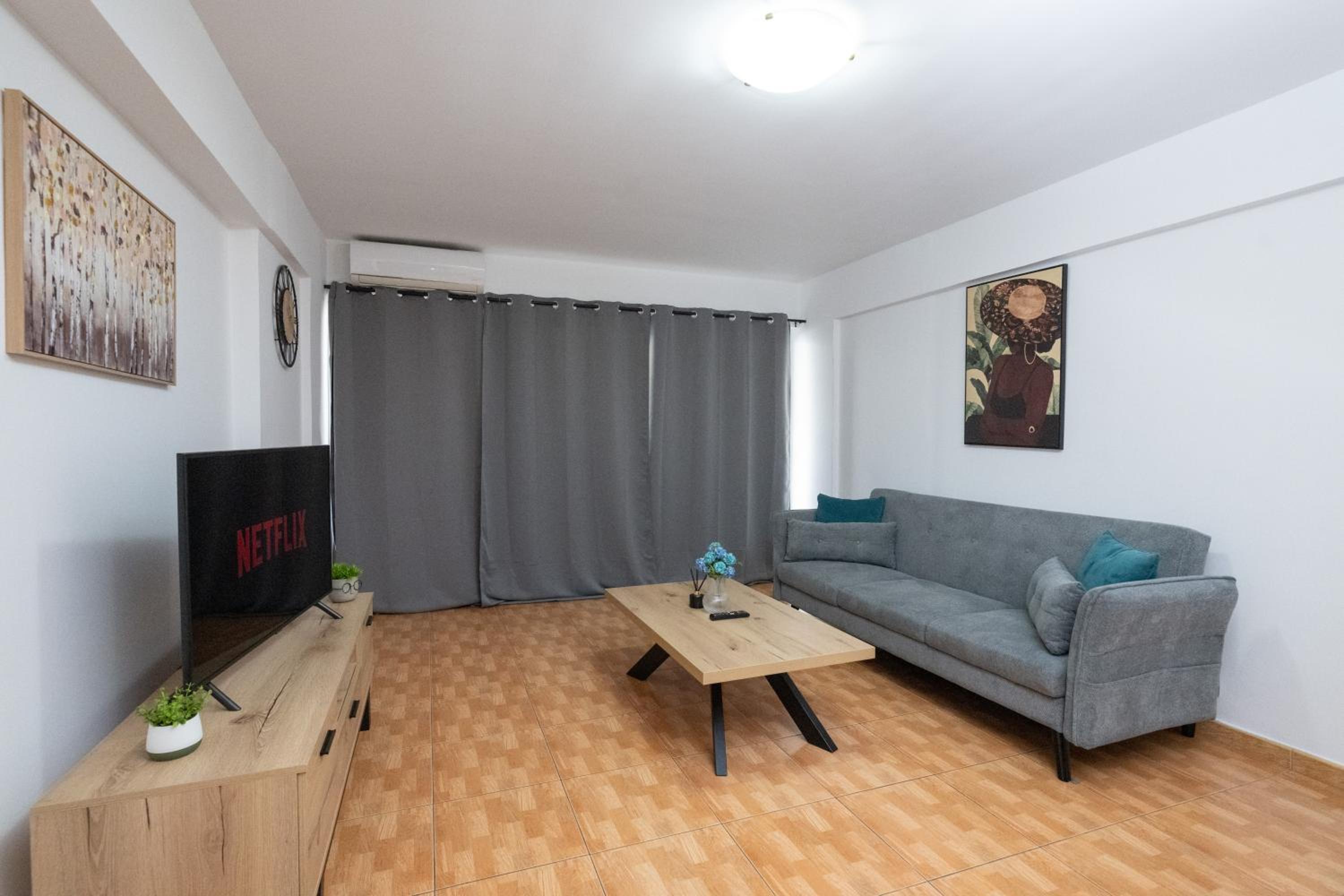 Napa Centrale Suites