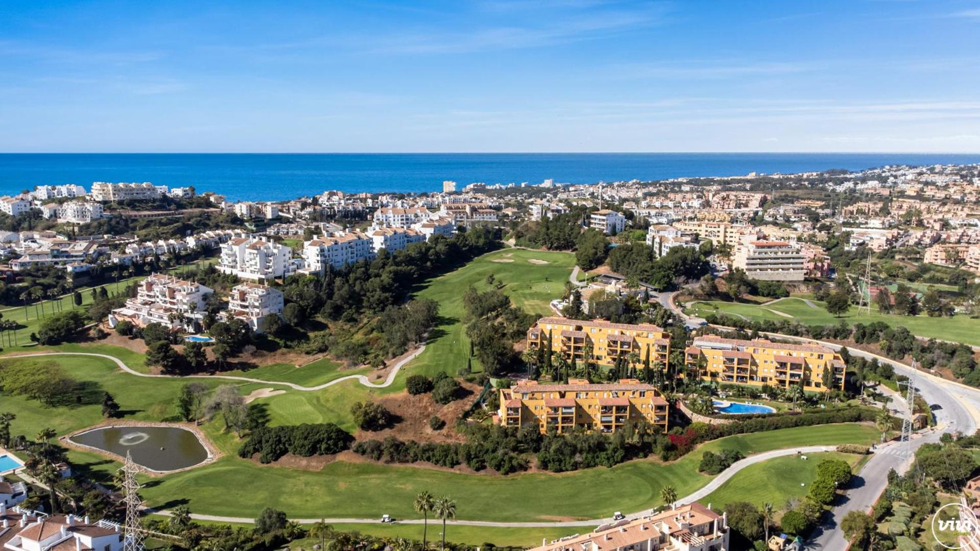 ViVi Homes - Girasol Pool, Golf, View & Terrace