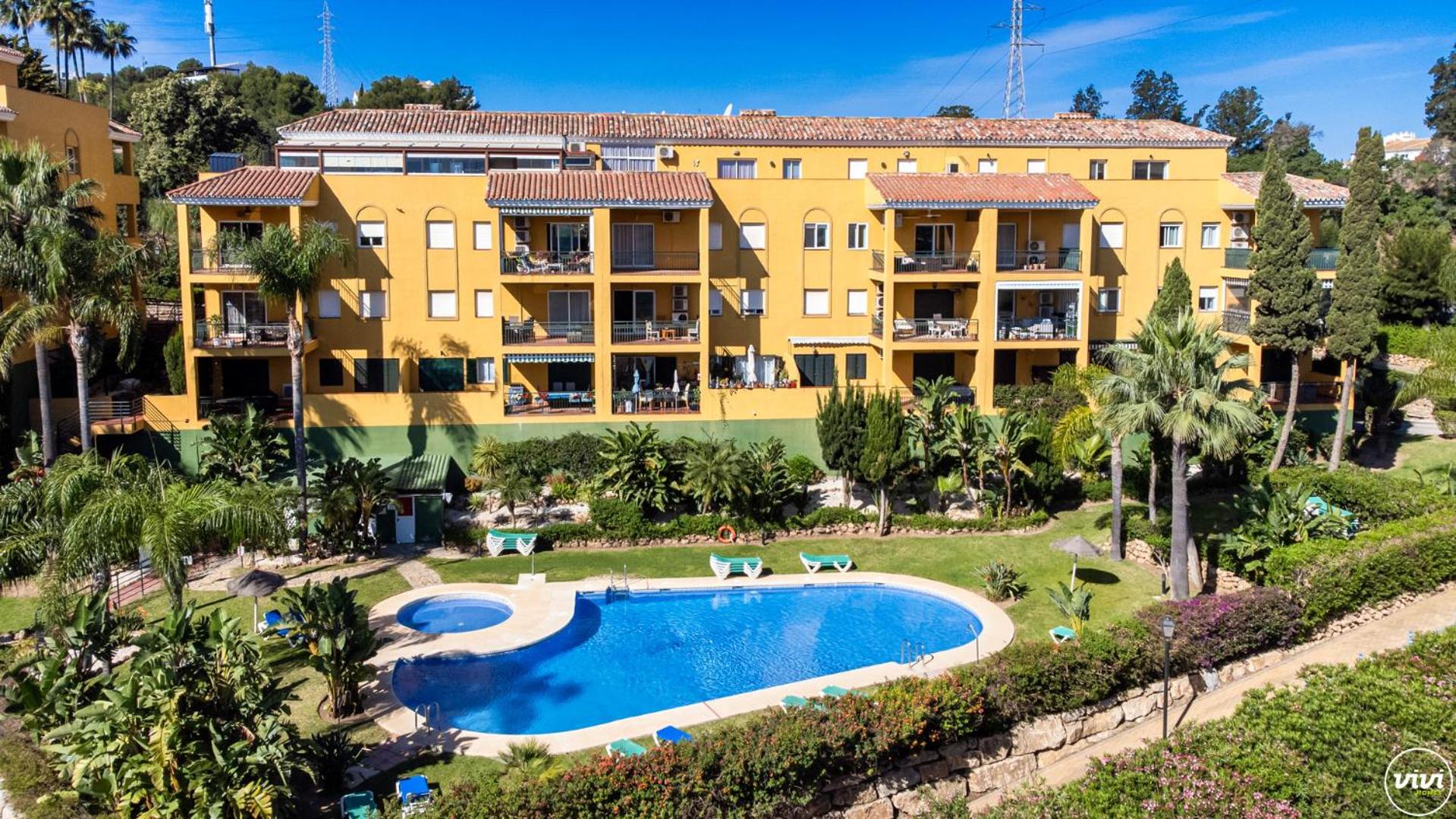 ViVi Homes - Girasol Pool, Golf, View & Terrace