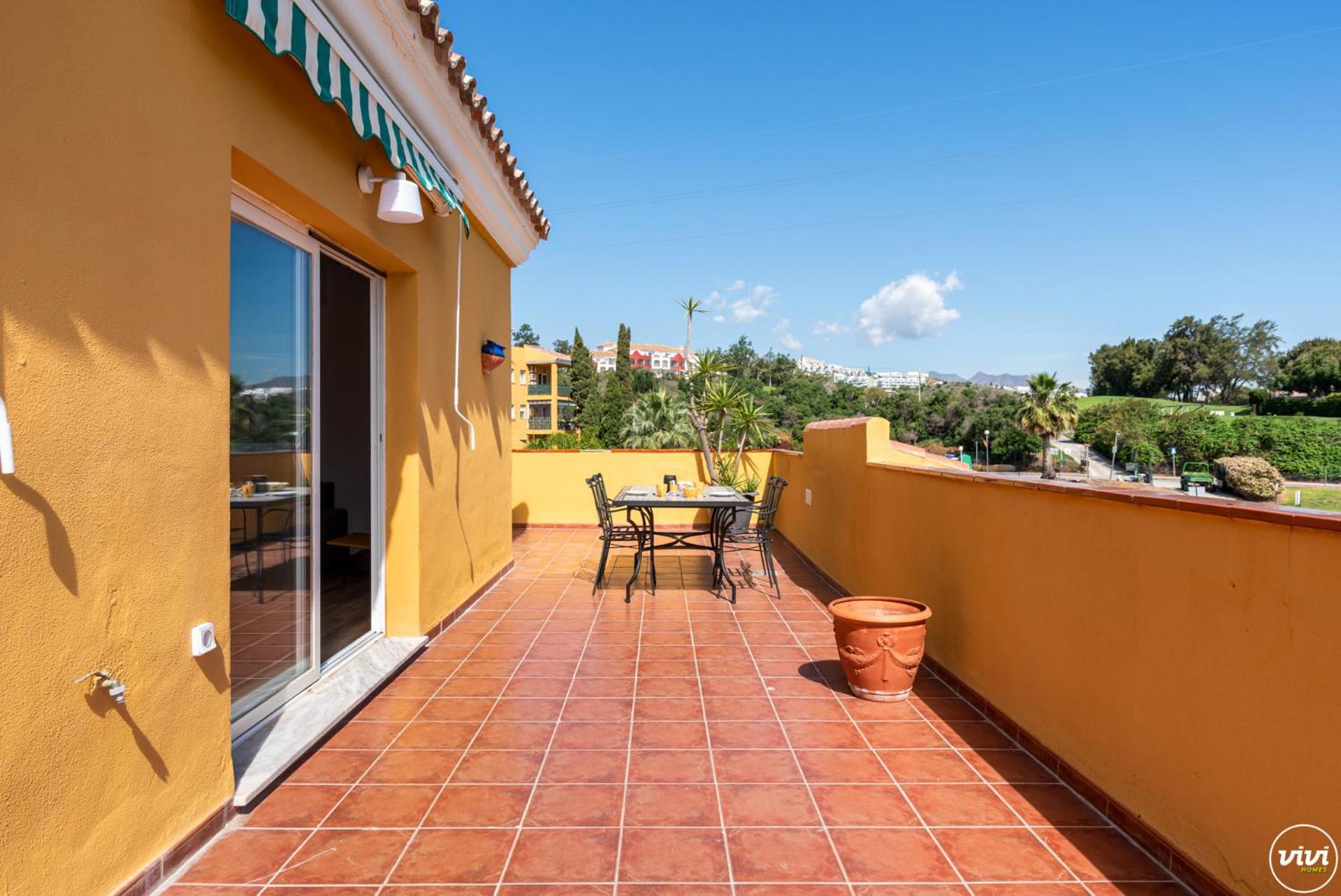 ViVi Homes - Girasol Pool, Golf, View & Terrace